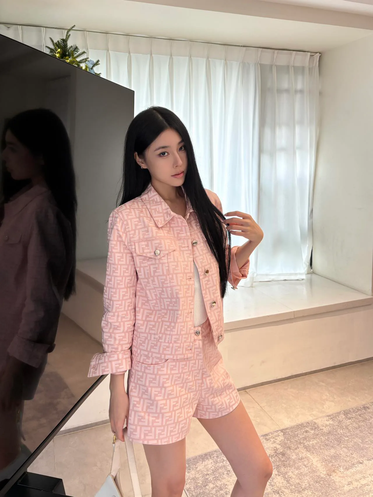 Шорты Женские Fendi 11230162