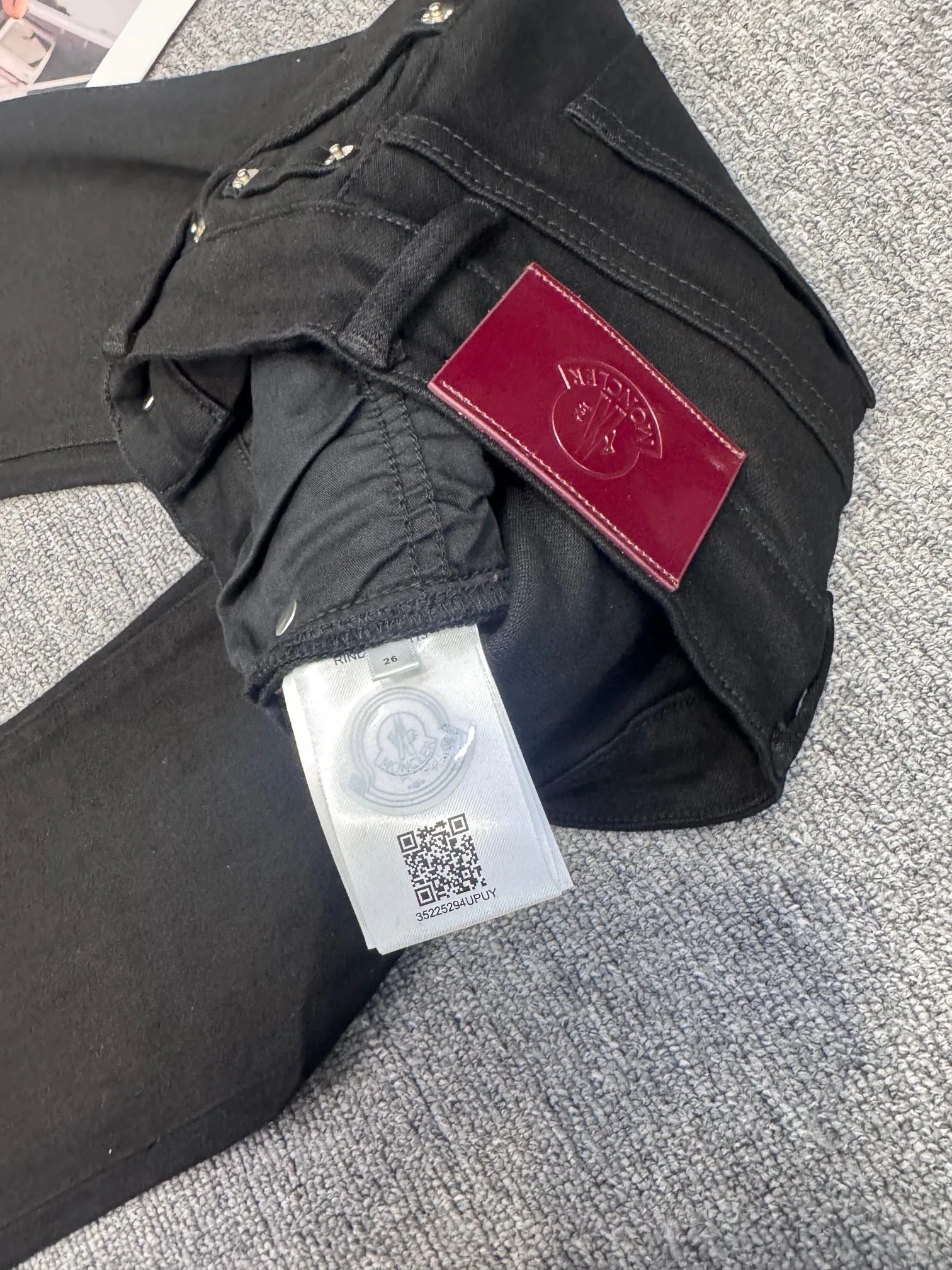 Джинсы Женские Moncler 19097088