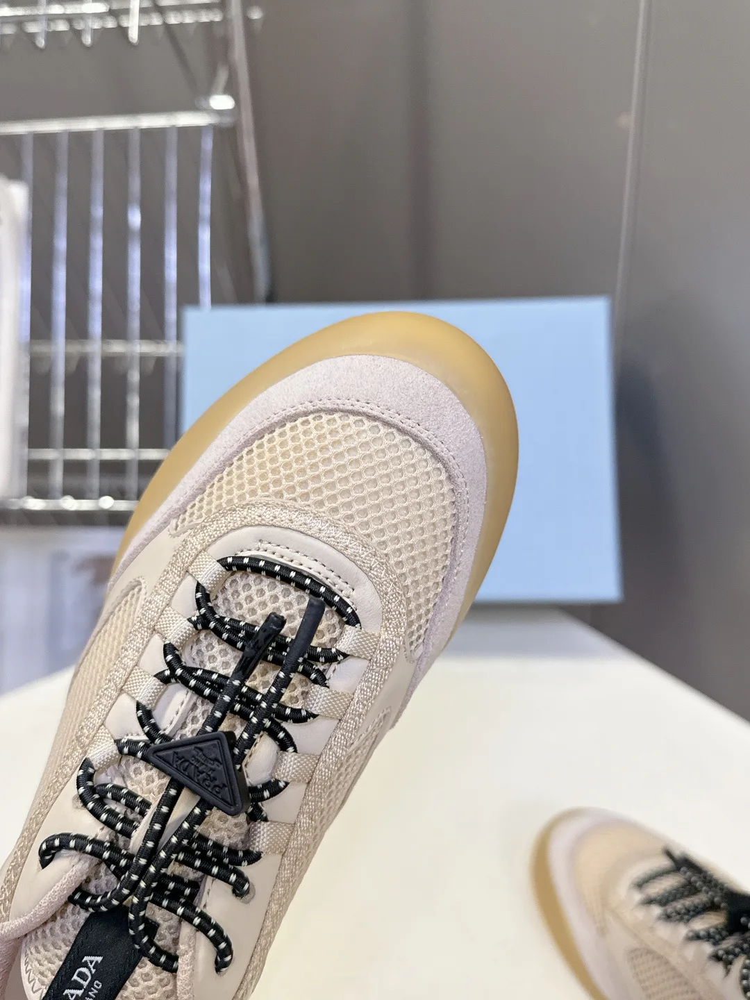 Кроссовки Женские Prada 13478274