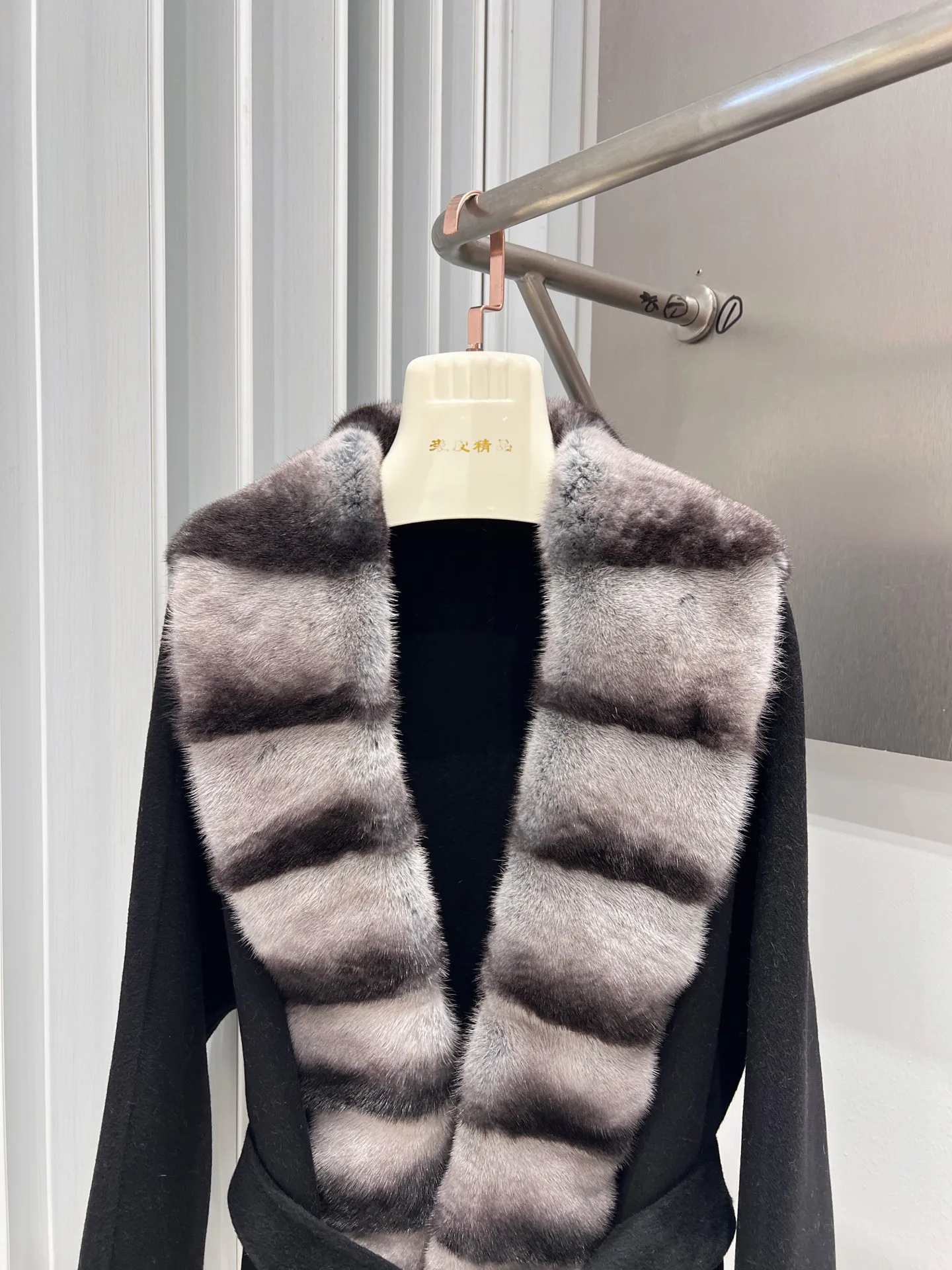 Пальто Женские Loro Piana 18734821