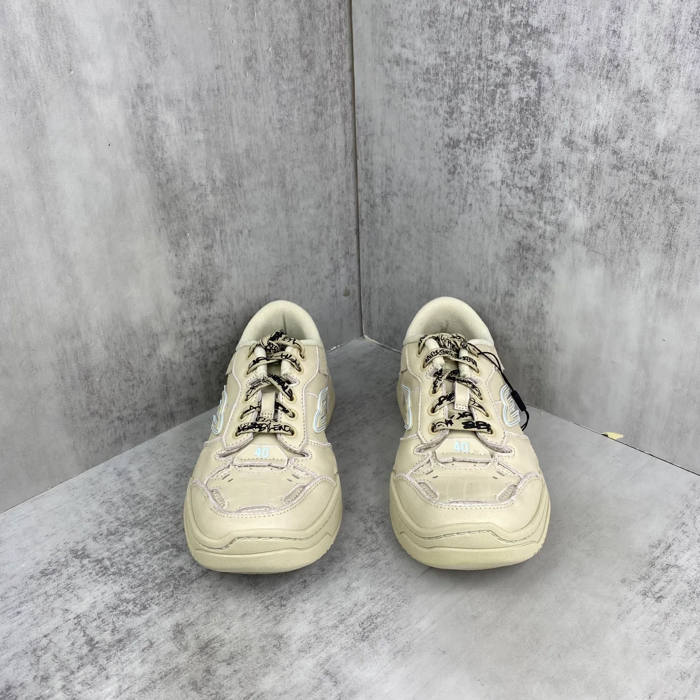 Кроссовки Женские Balenciaga 10247855