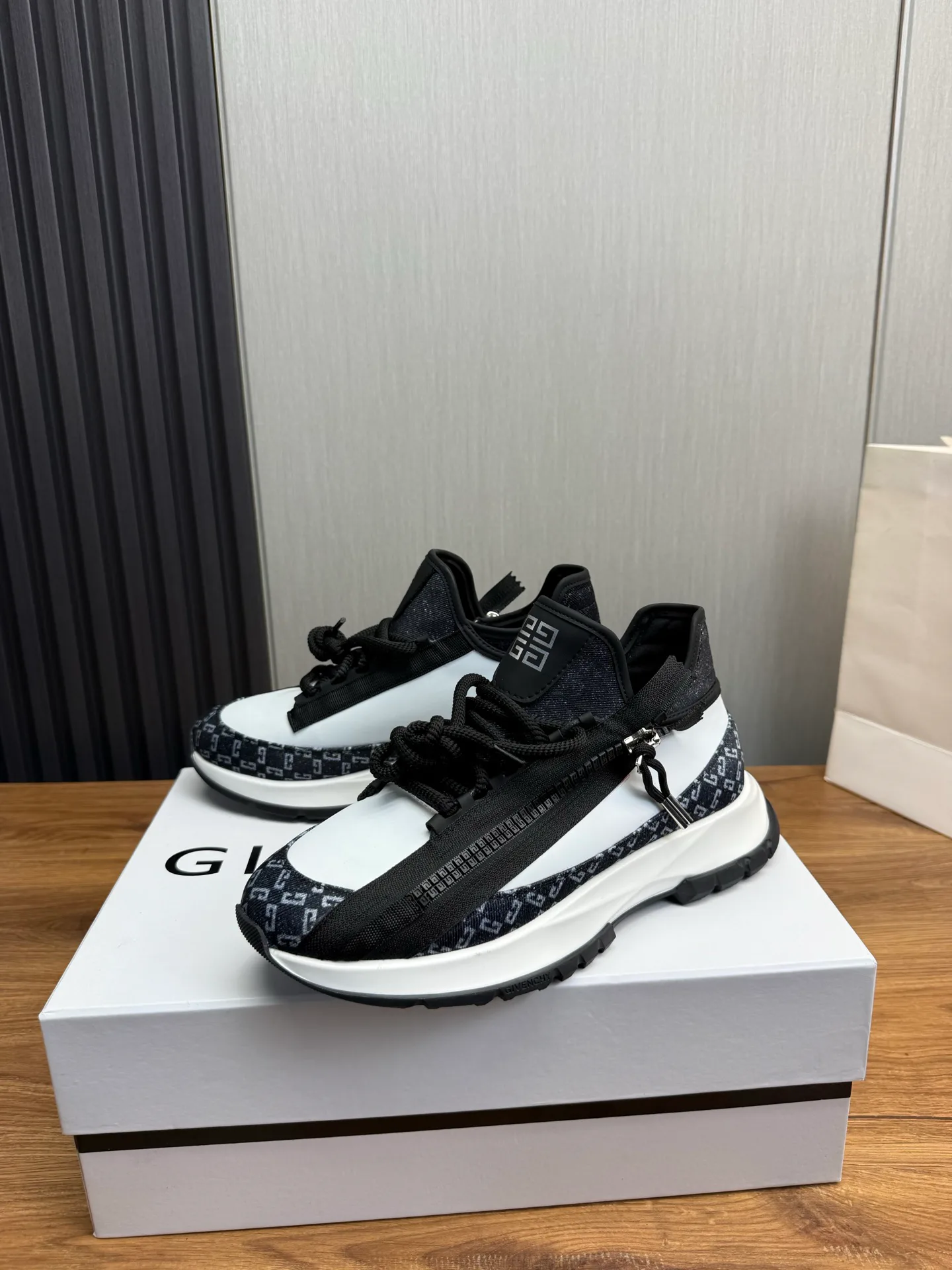 Кроссовки Мужские Givenchy 1628783