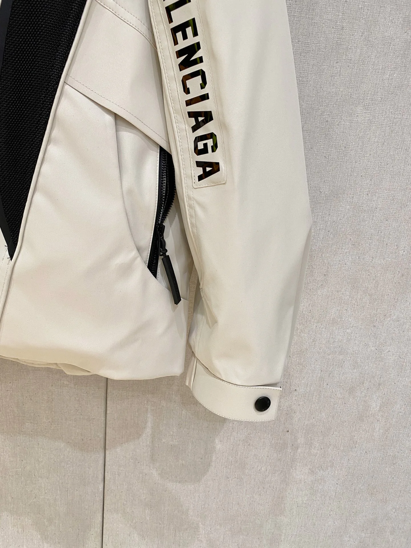 Куртки И Пуховики Мужские Balenciaga 986441