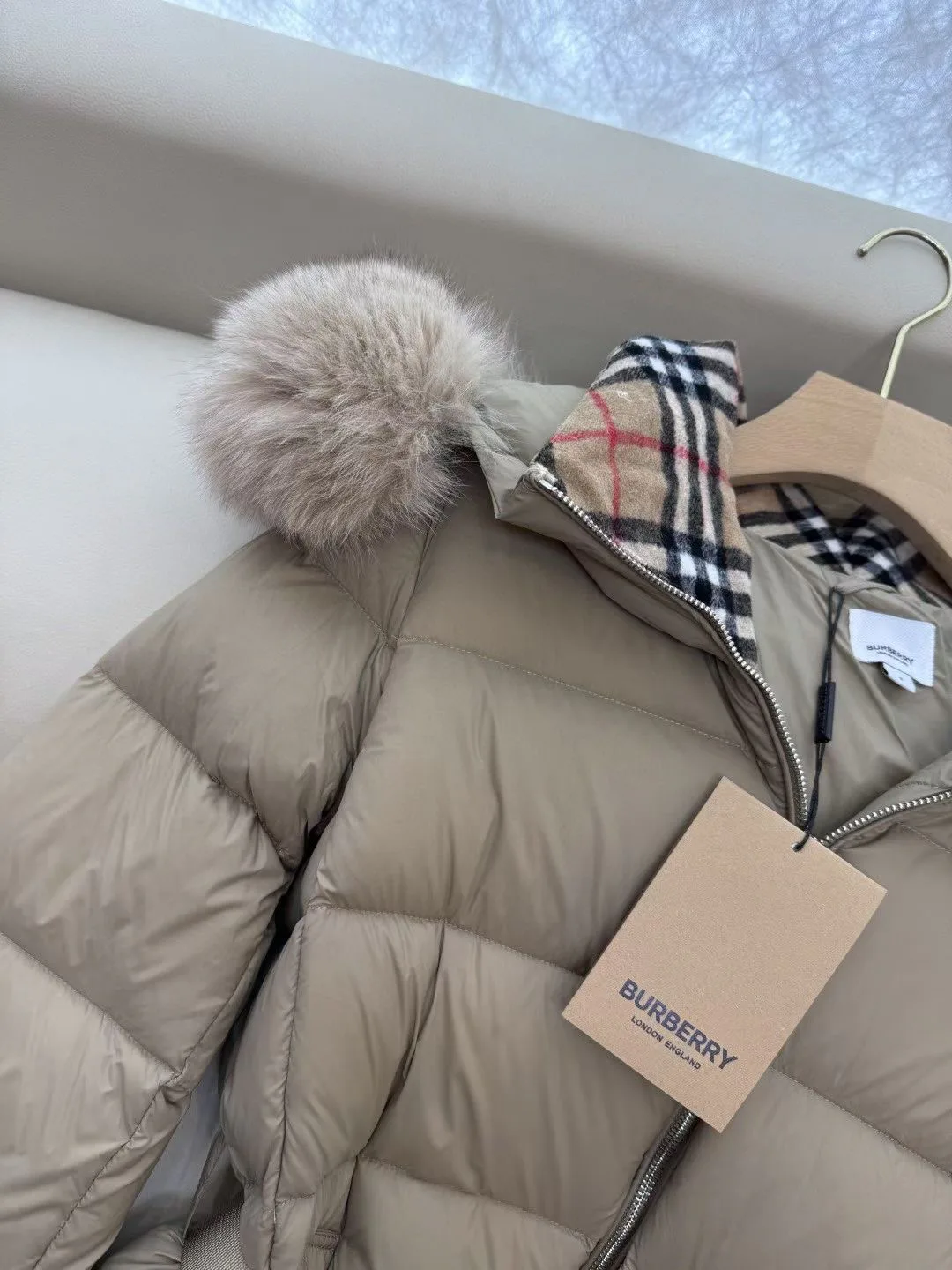 Куртки И Пуховики Женские Burberry 18043117