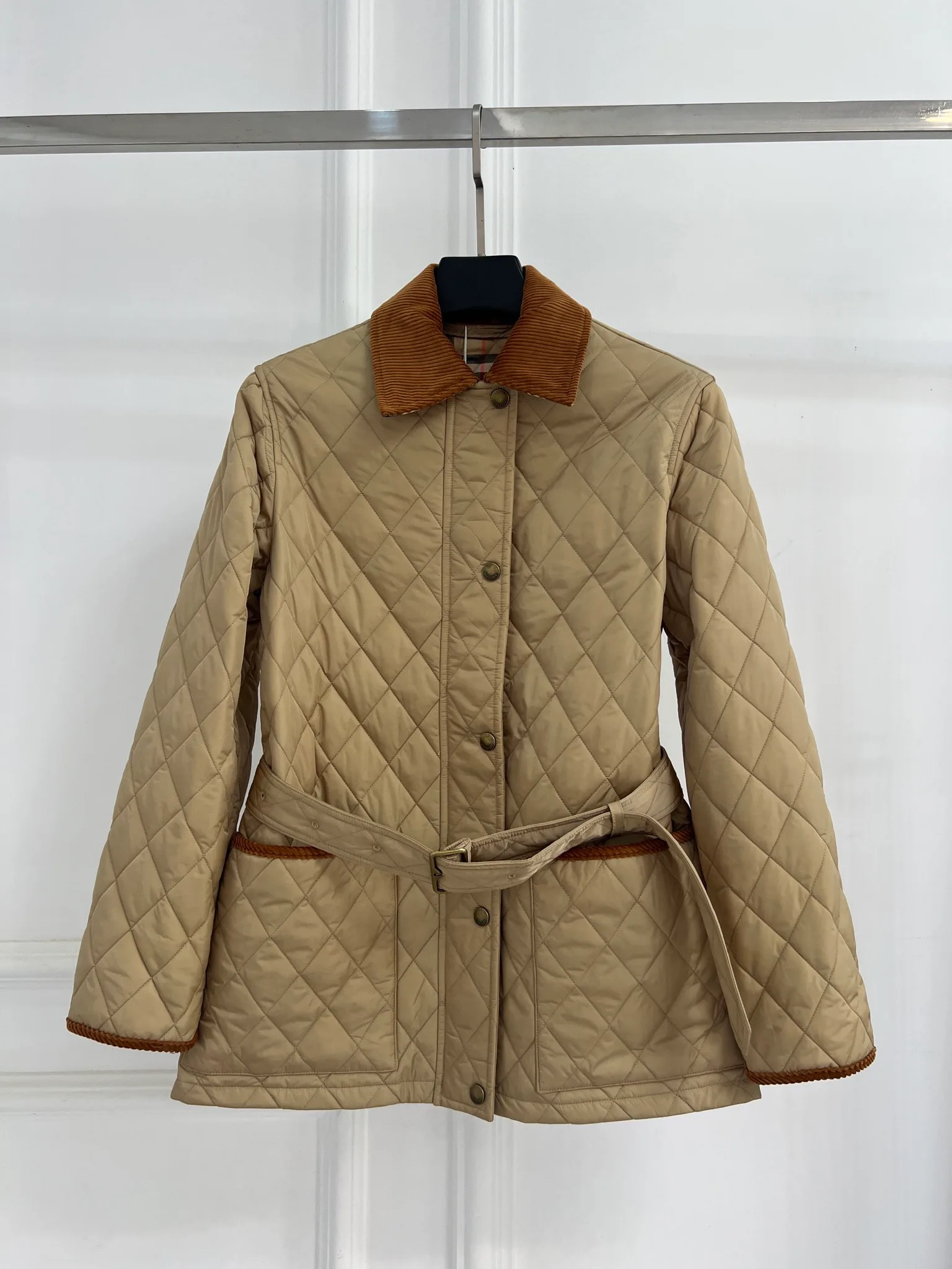 Куртки И Пуховики Женские Burberry 10898940