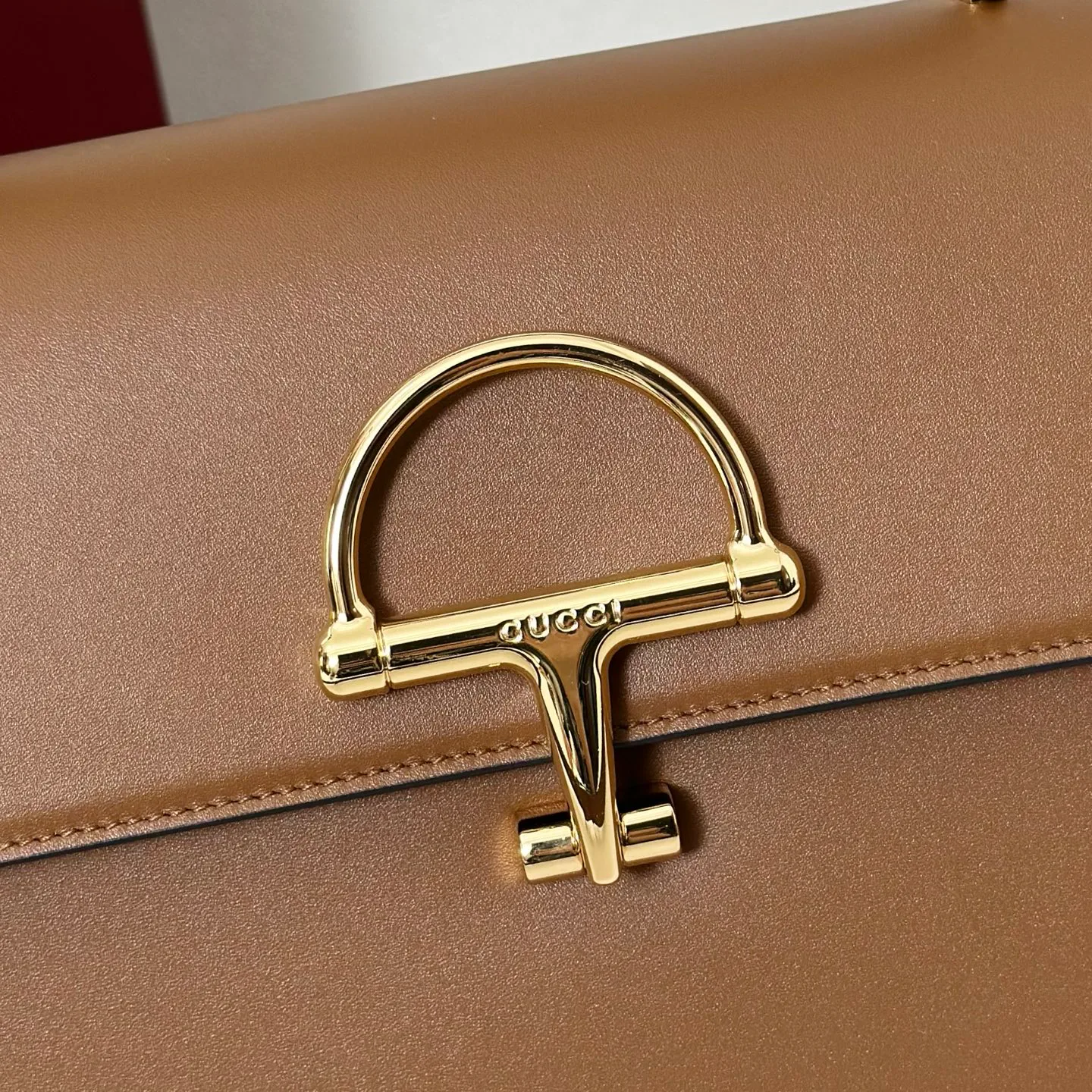 Сумки На Ремне Женские Salvatore Ferragamo 1033746