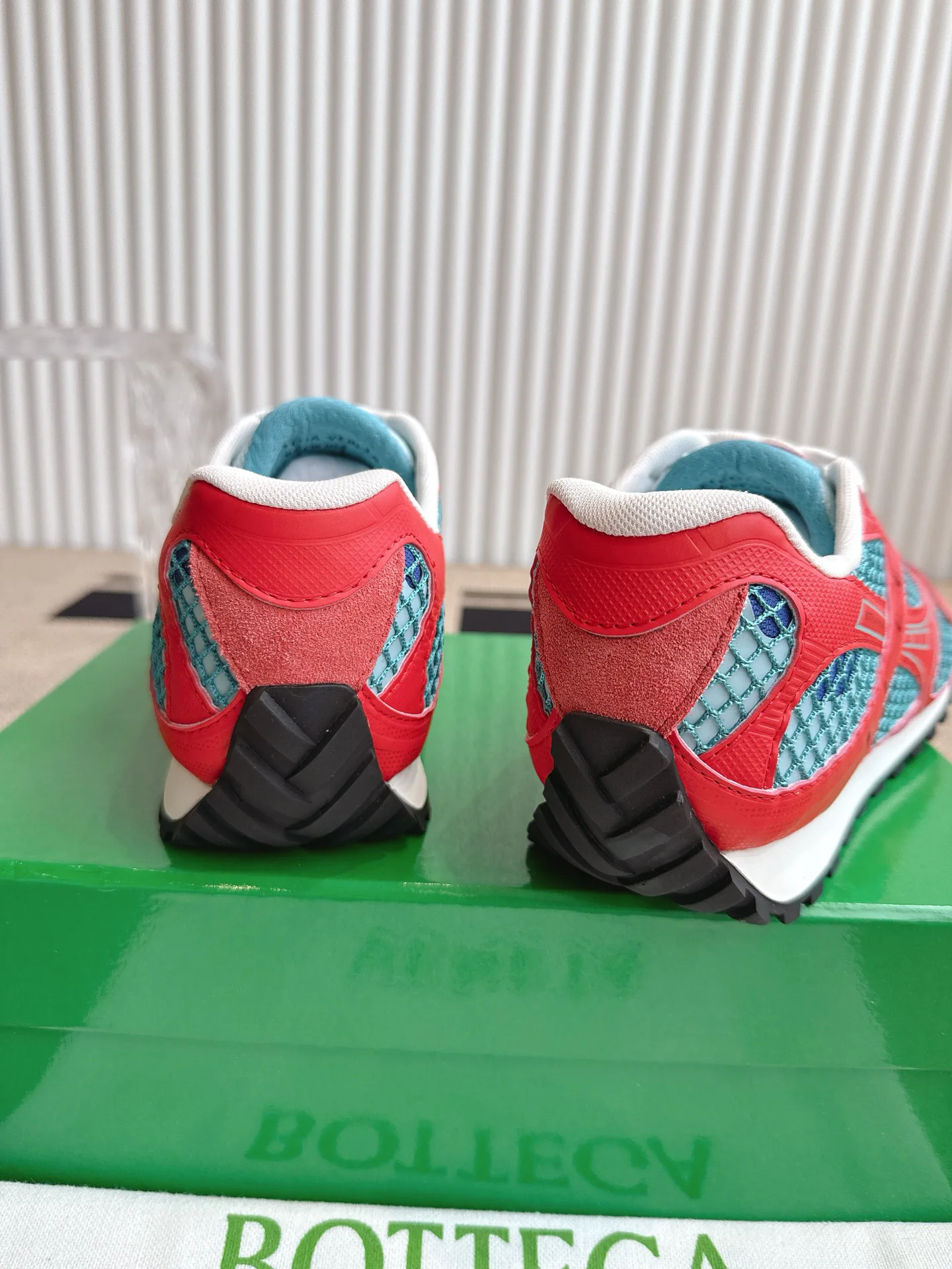 Кроссовки Женские Bottega Veneta 29592