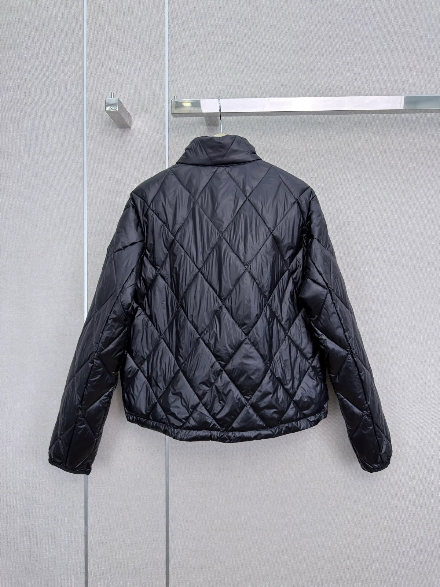 Куртки И Пуховики Женские Burberry 19324514
