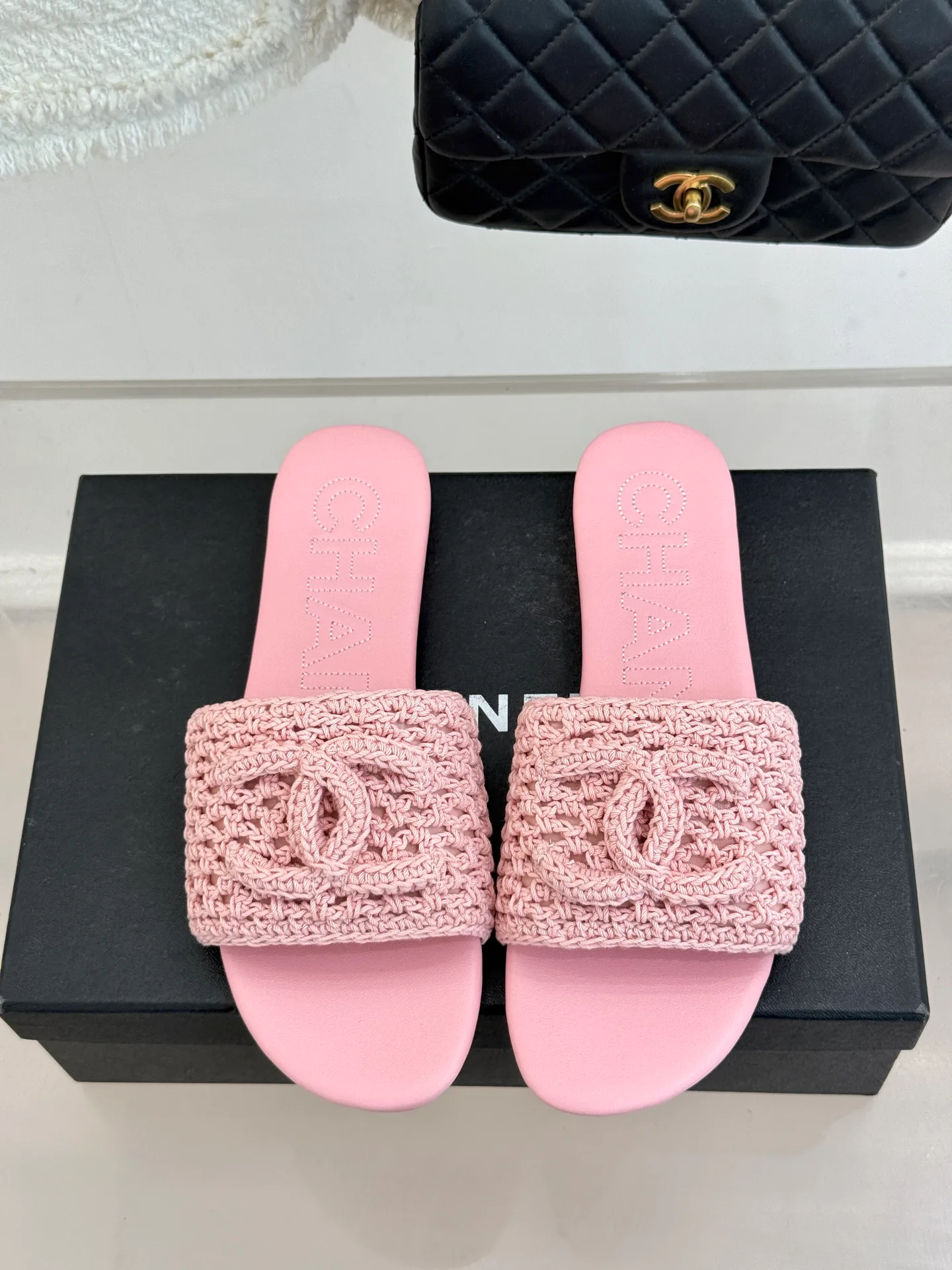 Шлепанцы Женские Chanel 11485810