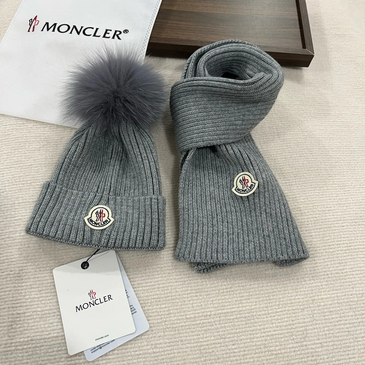 Головные Уборы Moncler 18078324