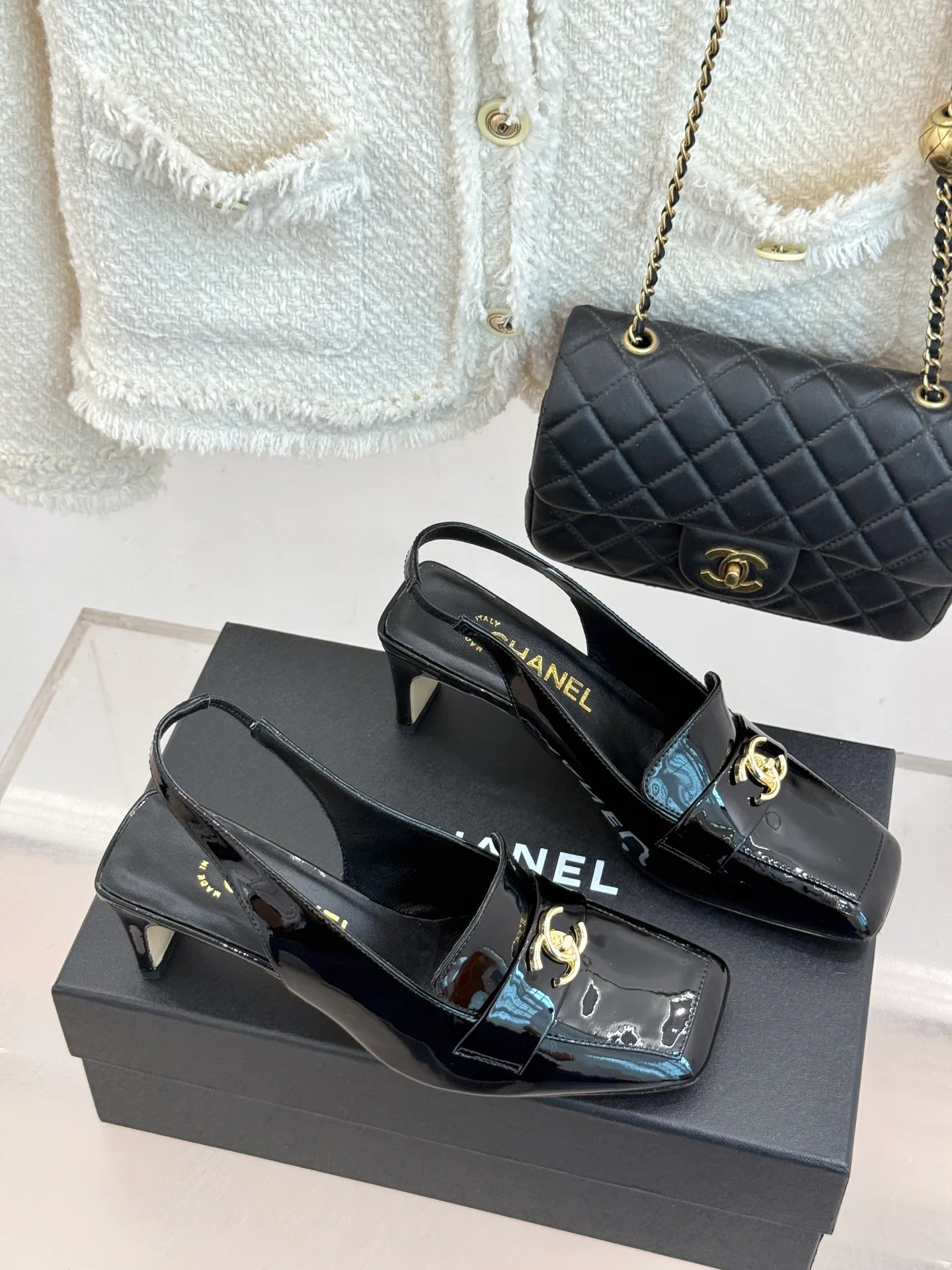 Босоножки Женские Chanel 17699632