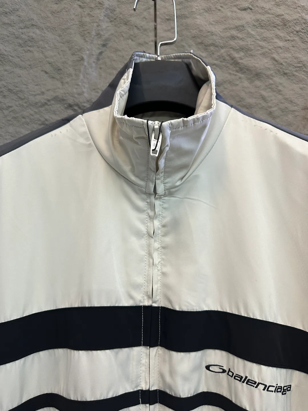 Куртки И Пуховики Женские Balenciaga 11593660