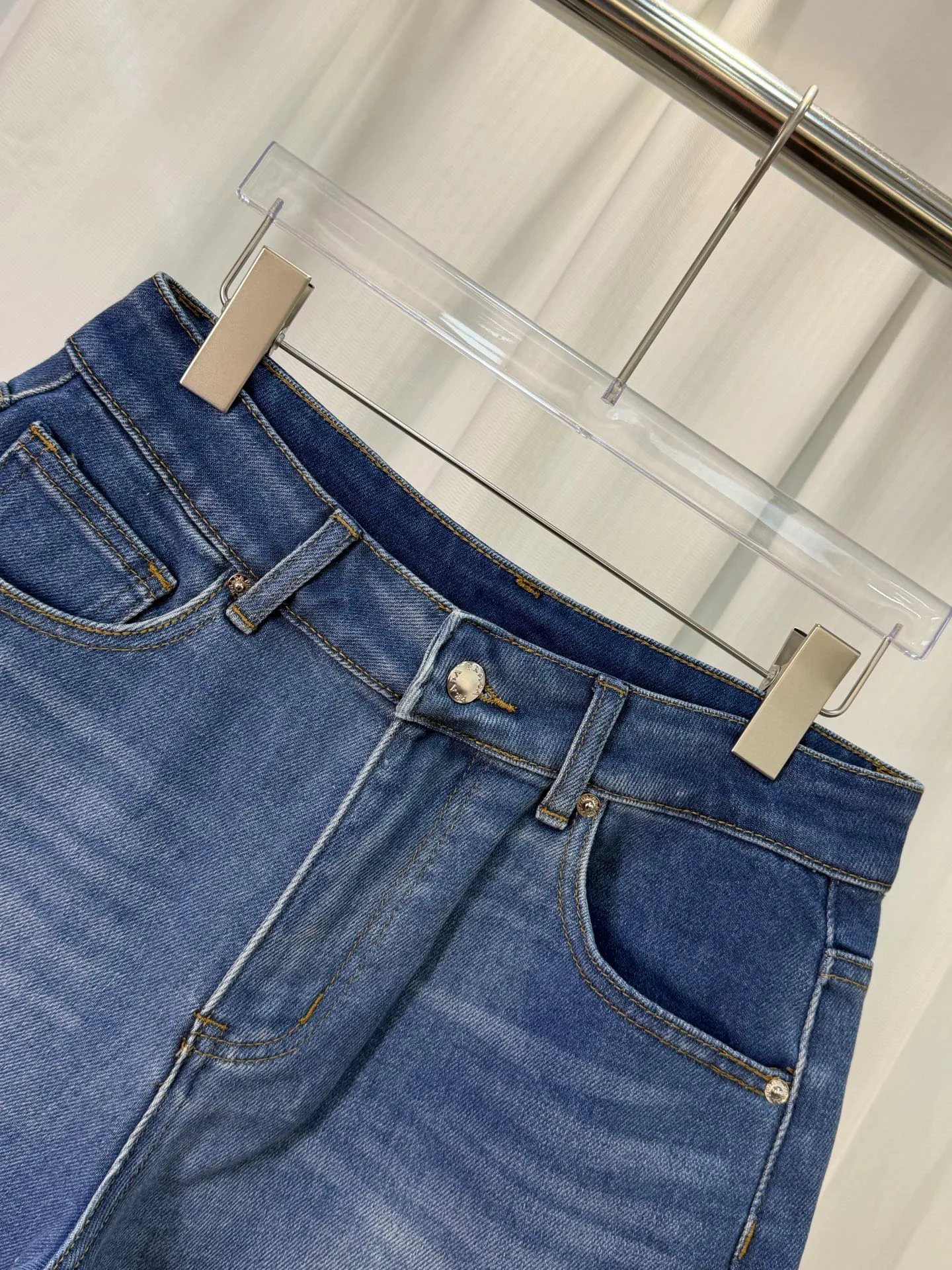 Шорты Женские Prada 13237515