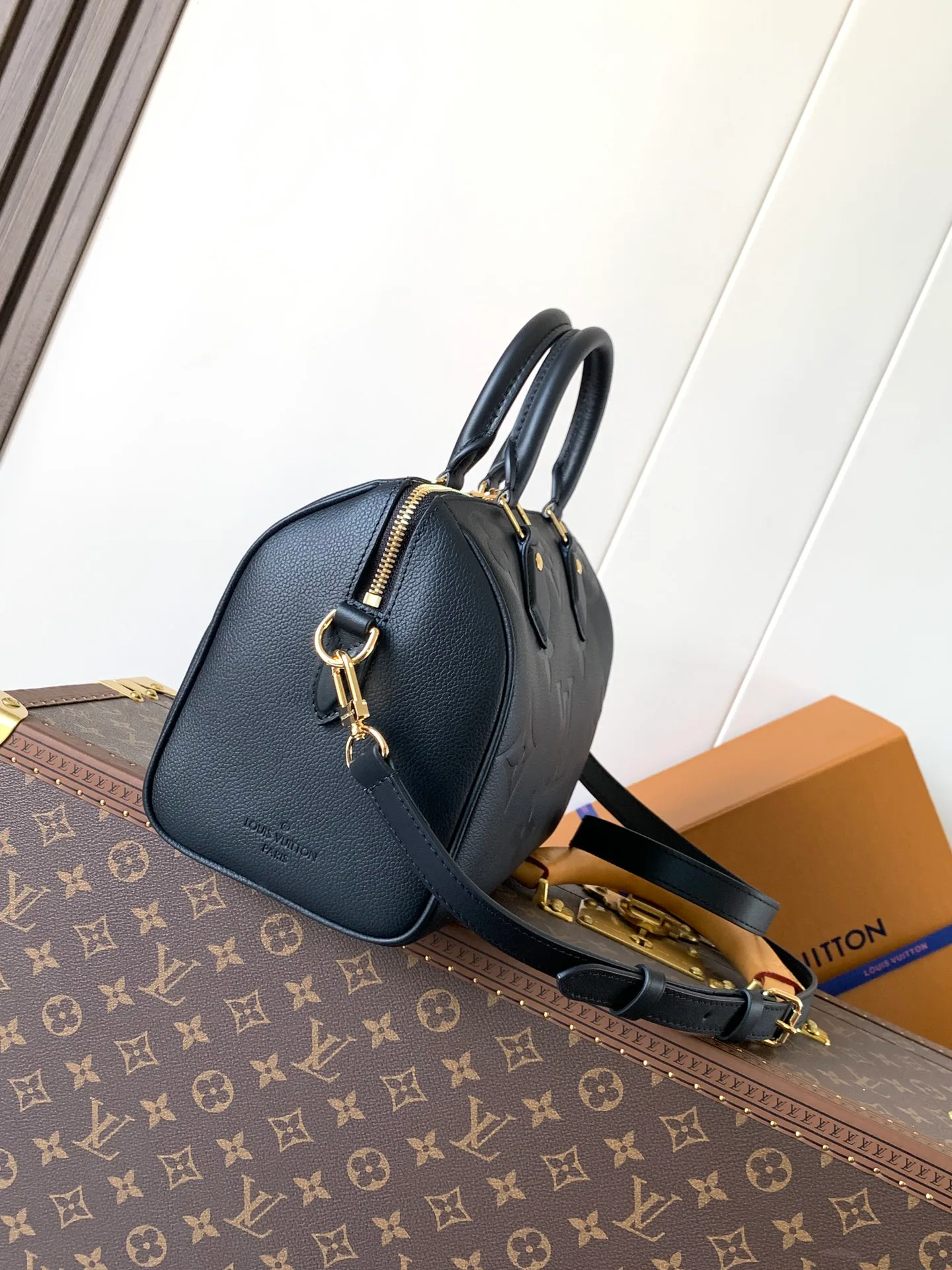 Классические Сумки Женские Louis Vuitton 11488640