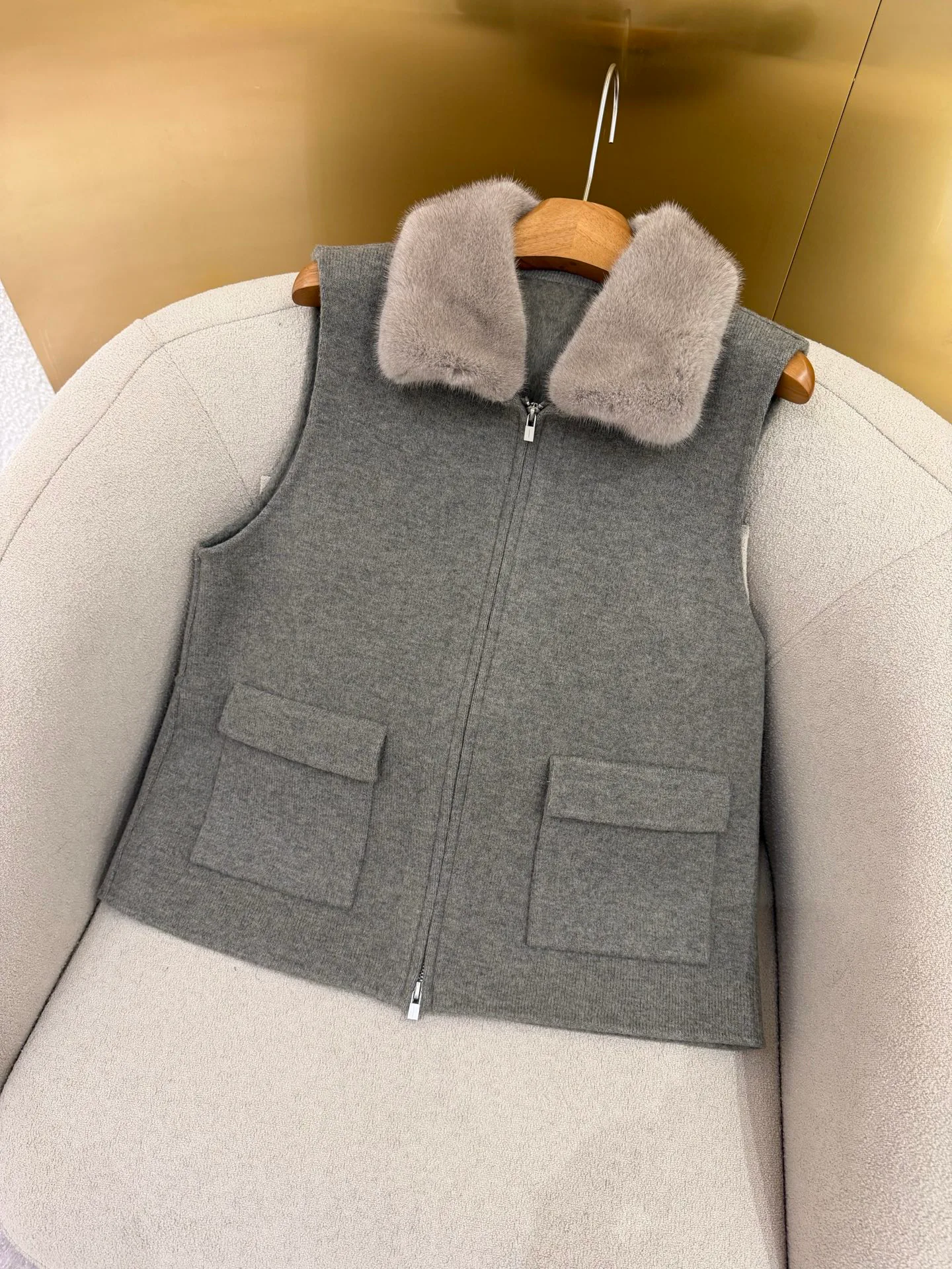 Жилеты Женские Loro Piana 18513129