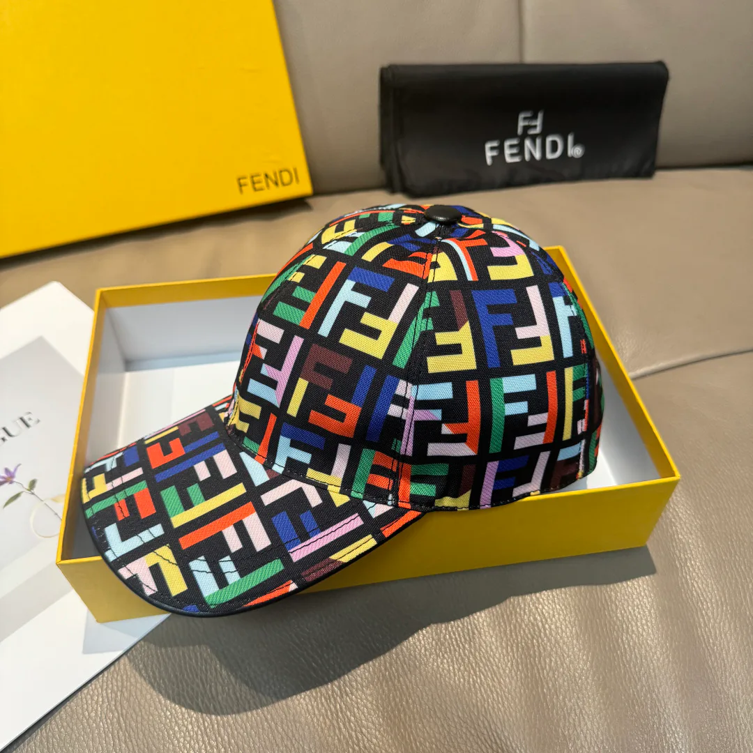 Головные Уборы Fendi 11055593