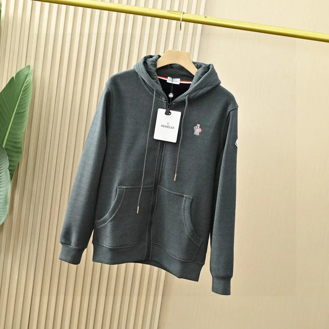 Куртки И Пуховики Мужские Moncler 1266734