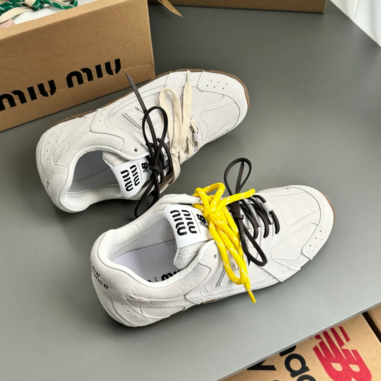 Кроссовки Женские Miu Miu 12629850