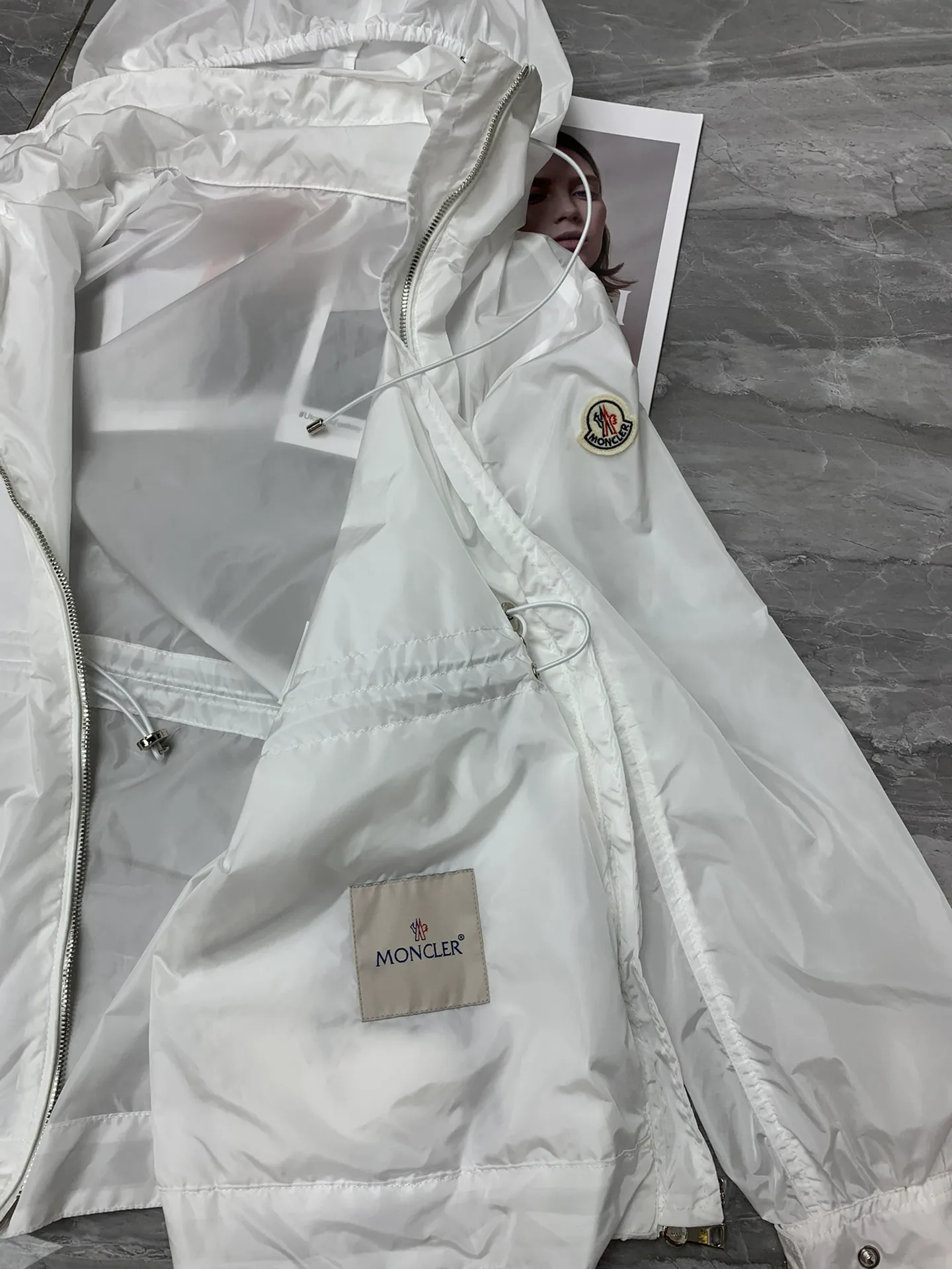 Куртки И Пуховики Женские Moncler 11537551
