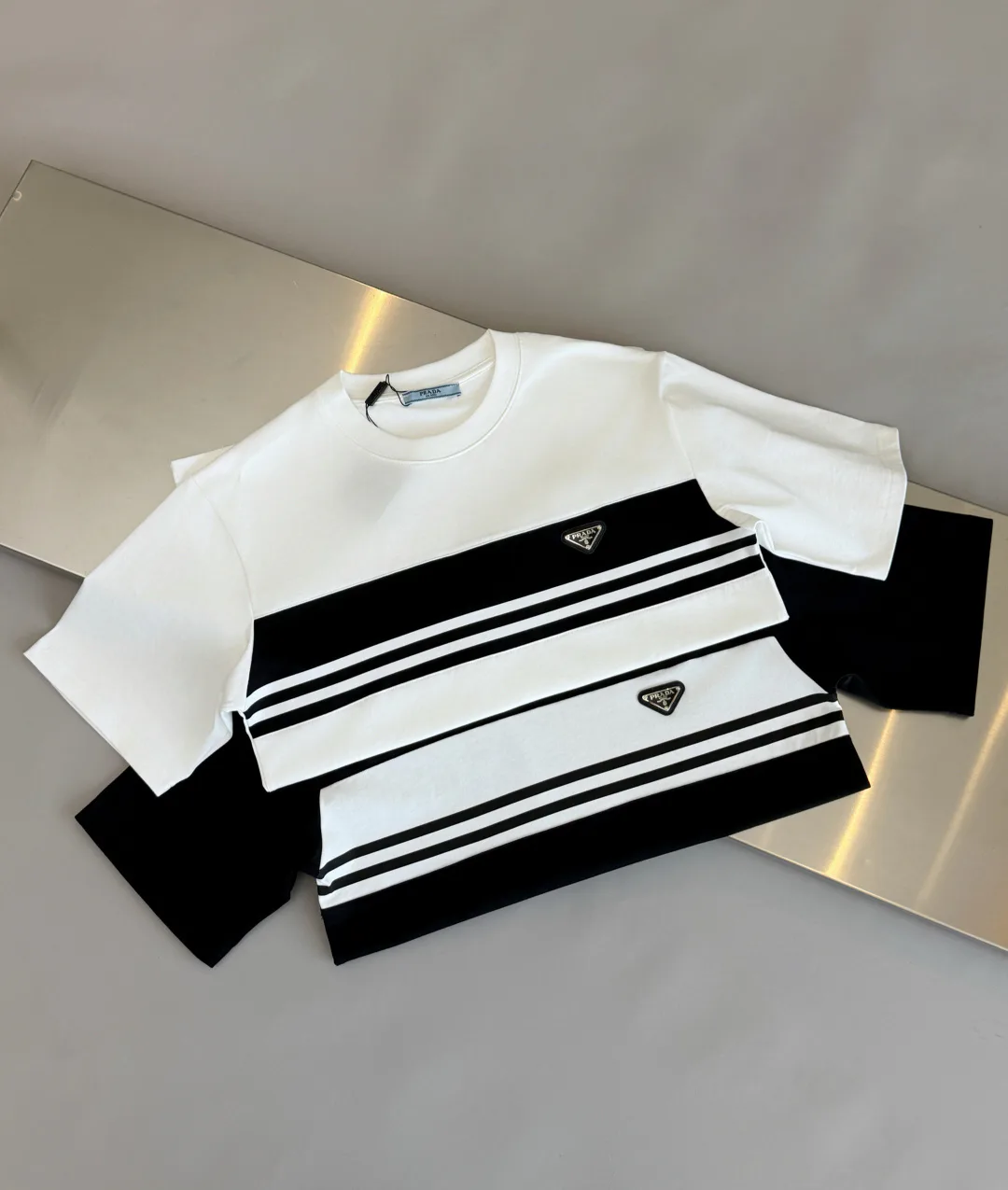 Футболки Женские Prada 11615931