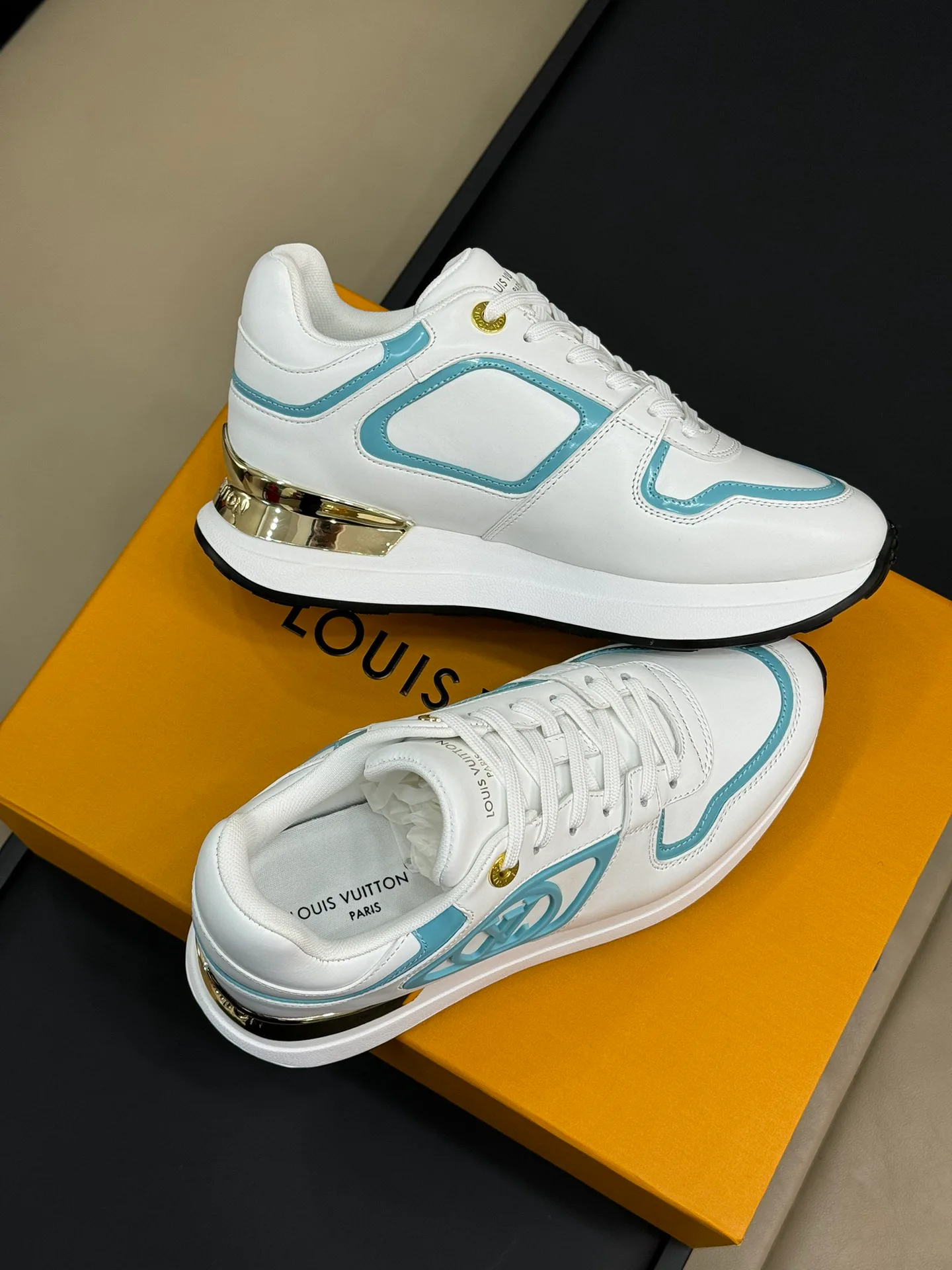 Кроссовки Женские Louis Vuitton 7247