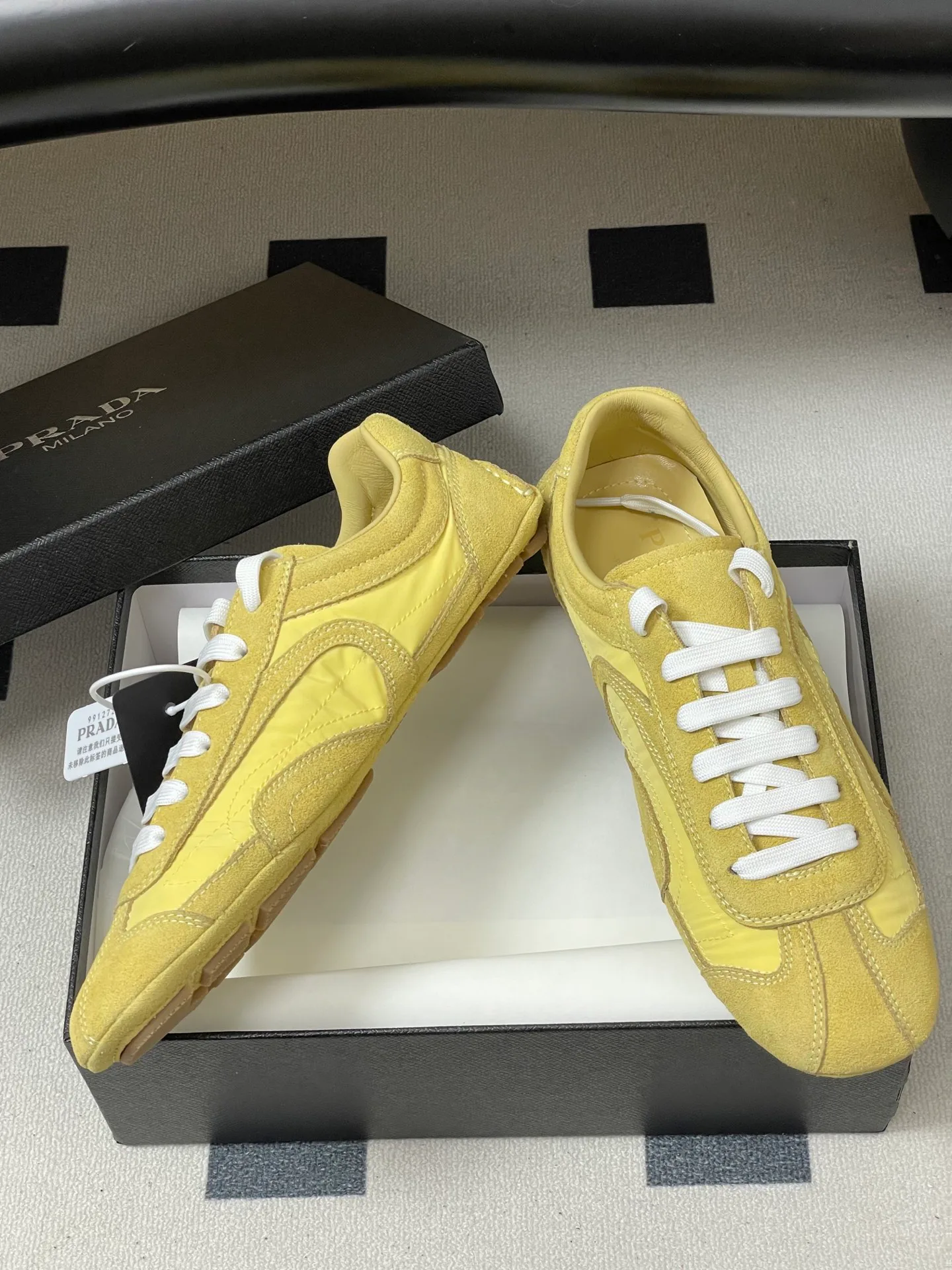 Кроссовки Женские Prada 12880113