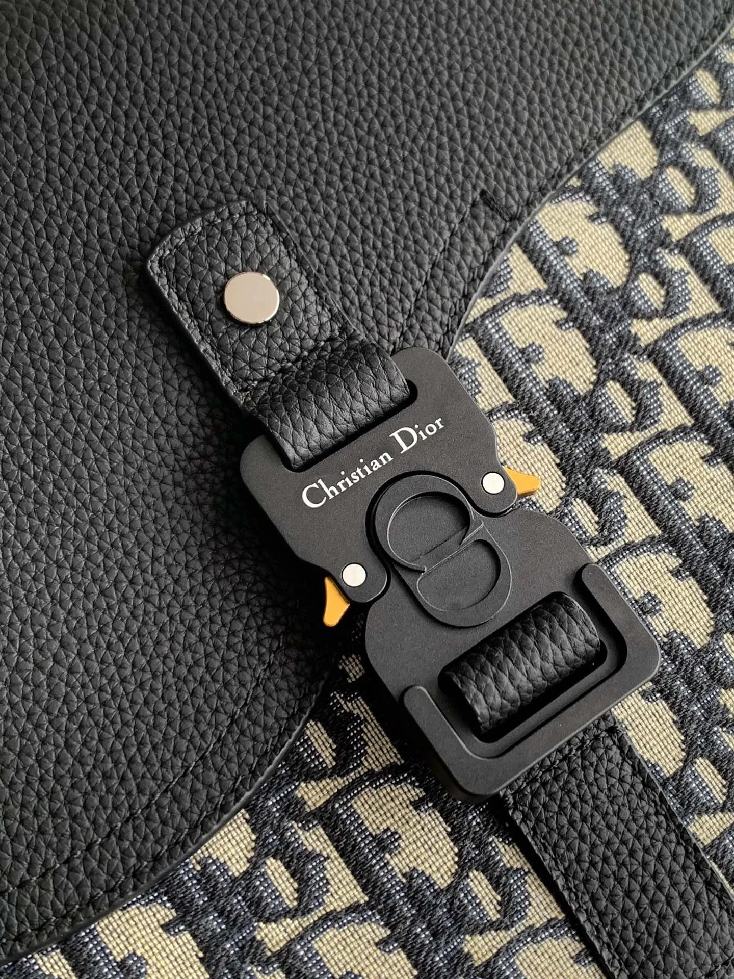 Клатчи Женские Christian Dior 549485