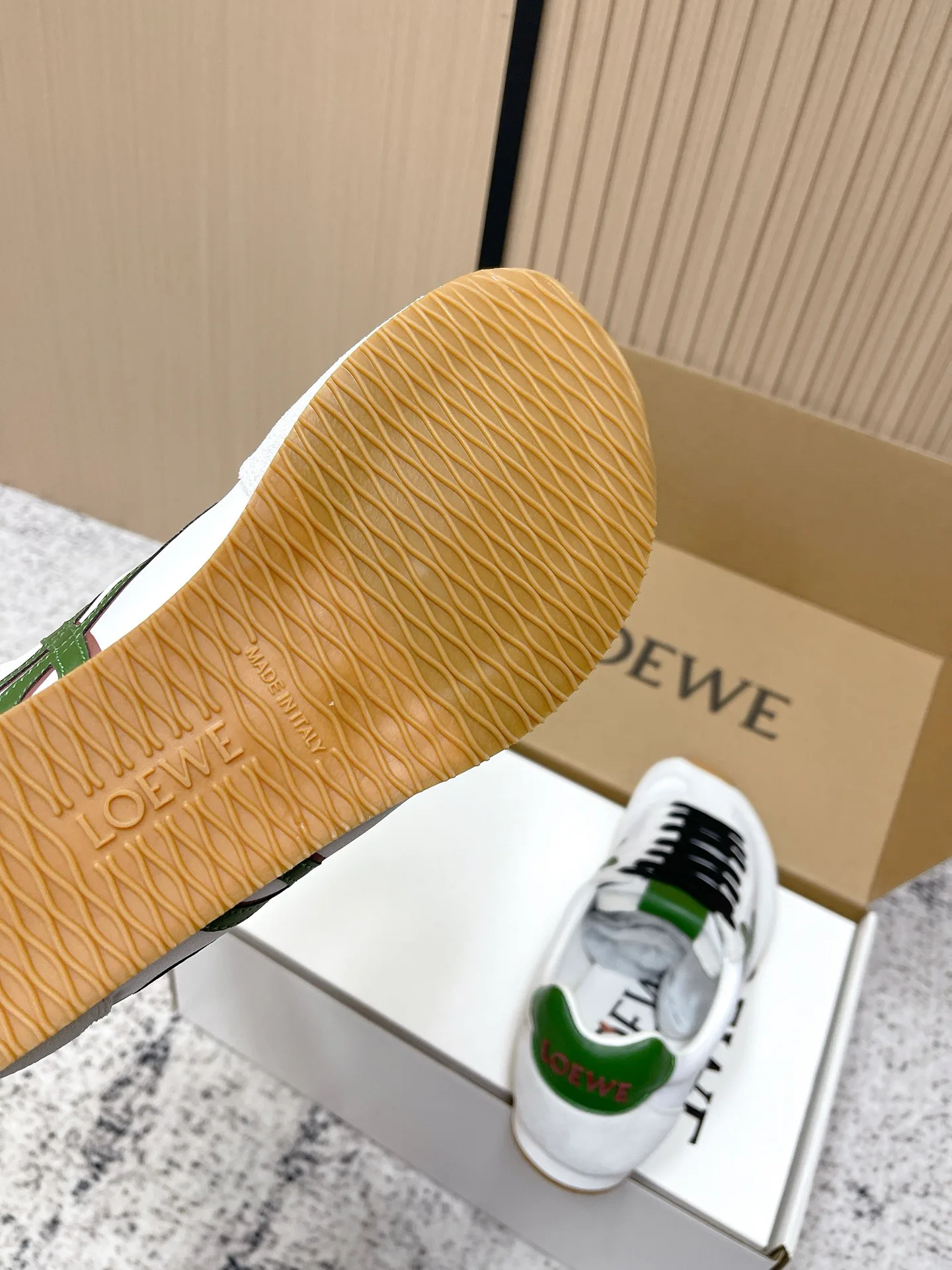 Кроссовки Женские Loewe 671677