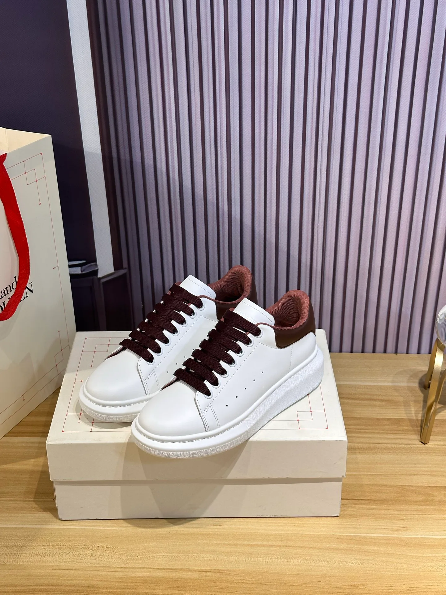Кроссовки Женские Alexander Mcqueen 3470437