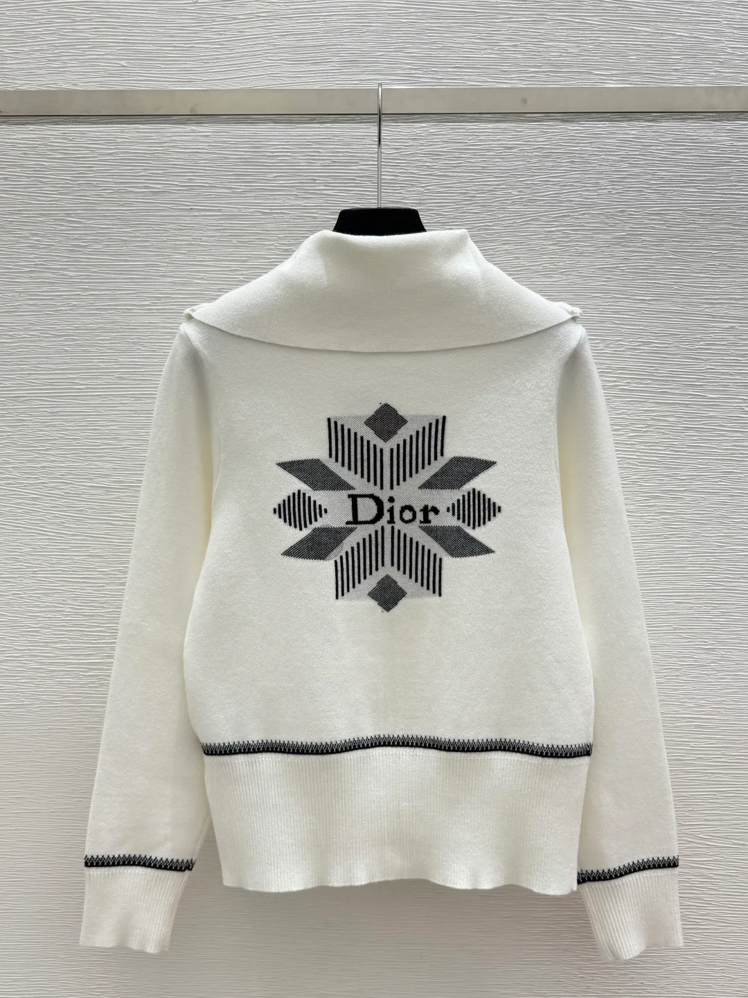 Джемперы И Свитеры Женские Christian Dior 19496957