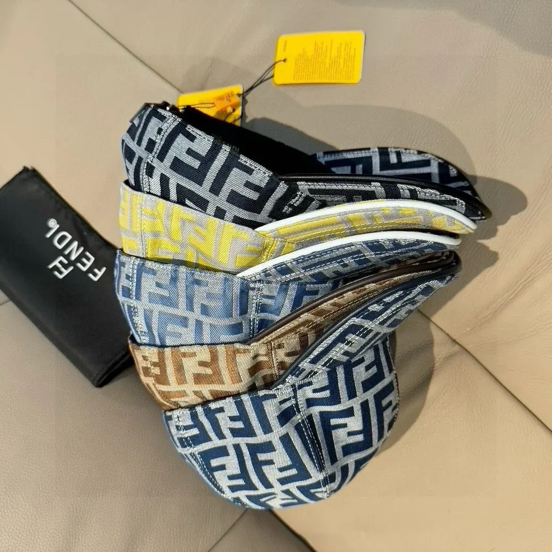 Головные Уборы Fendi 17050