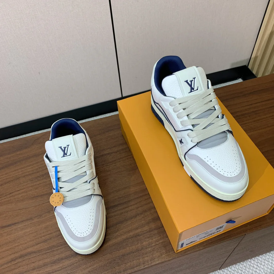 Кроссовки Женские Louis Vuitton 10236183