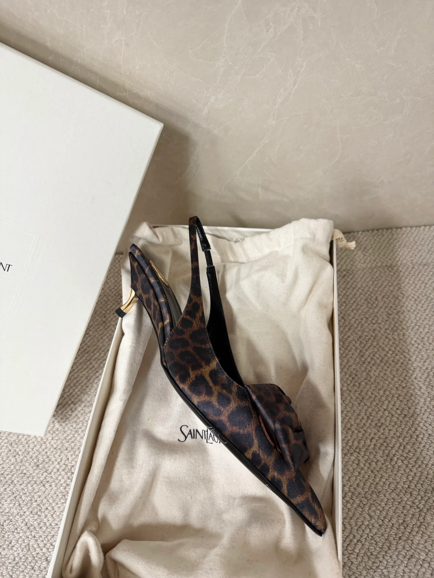 Босоножки Женские Saint Laurent 10009096