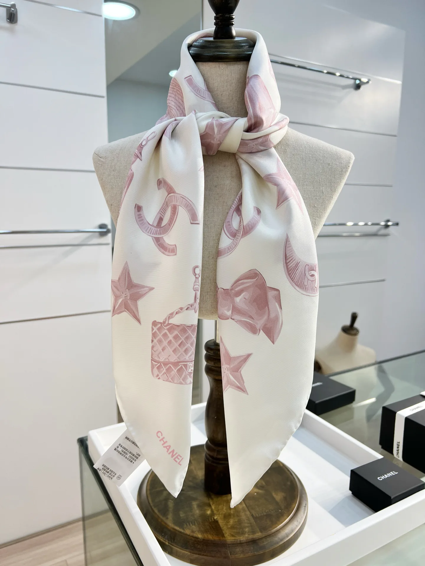 Платки Chanel 11256587