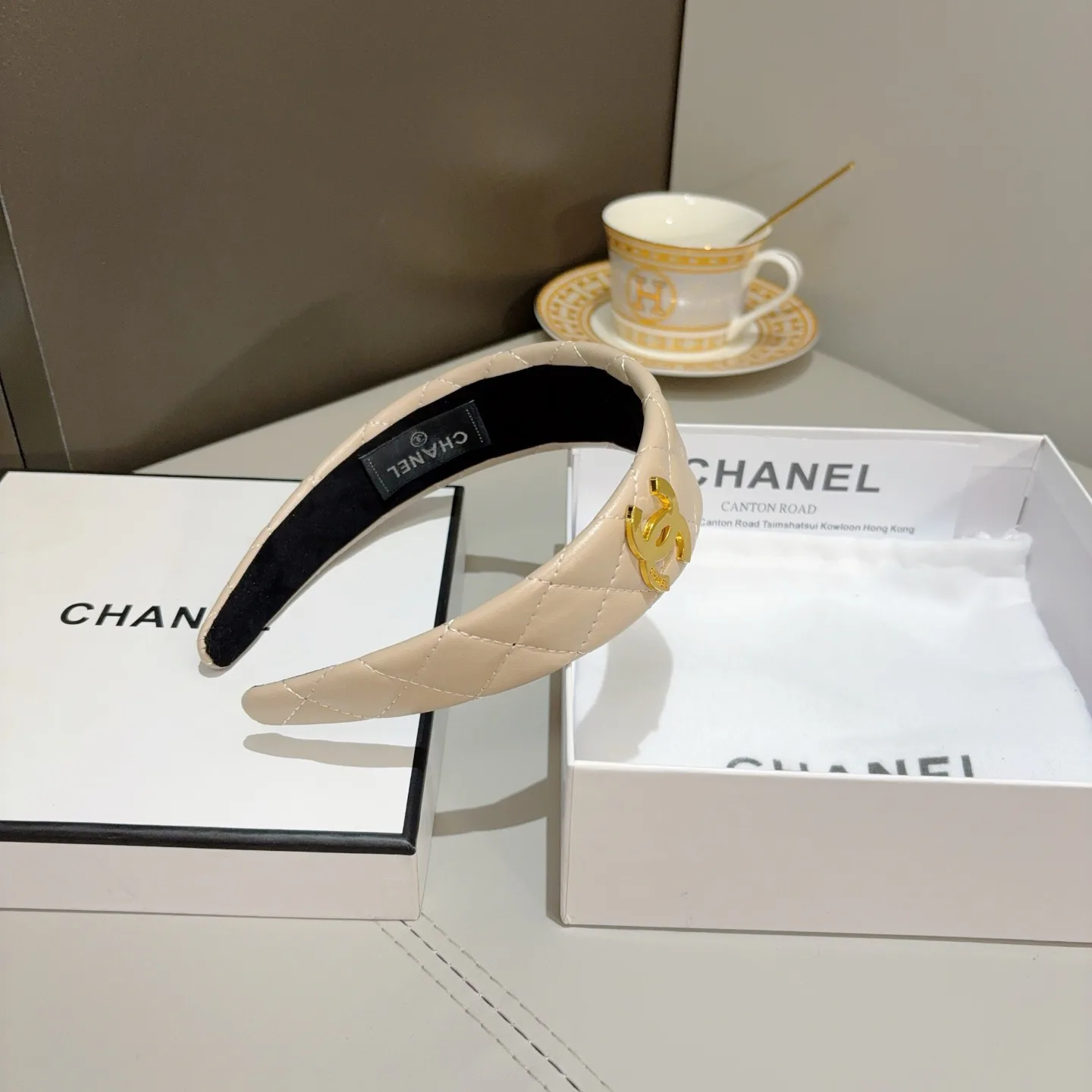 Головные Уборы Chanel 11469116