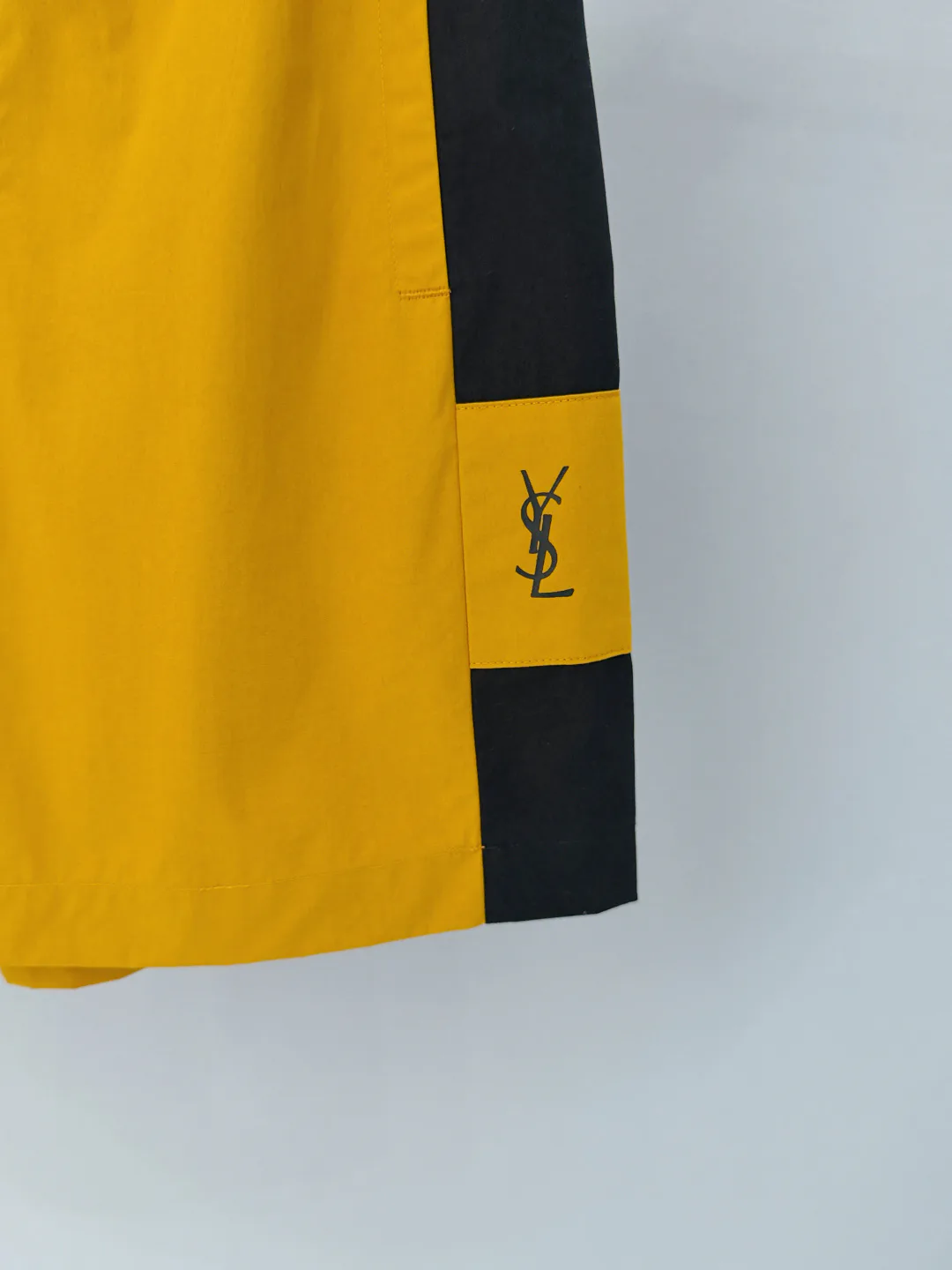 Шорты Женские Saint Laurent 10433190