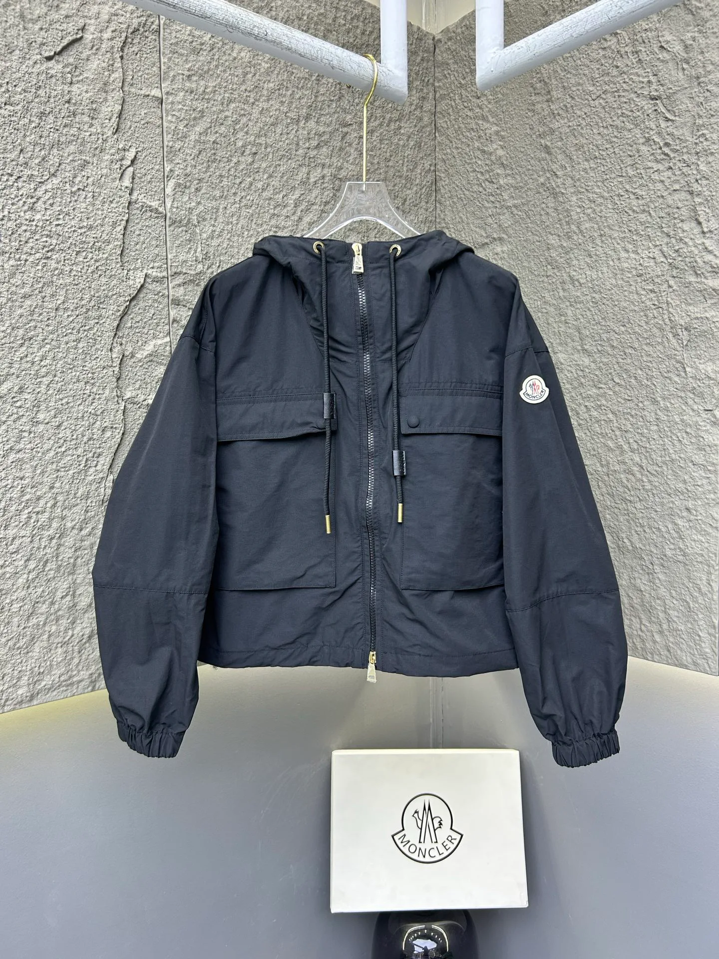 Куртки И Пуховики Женские Moncler 11862690