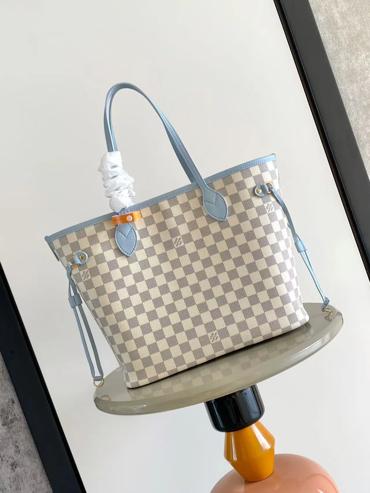 Классические Сумки Женские Louis Vuitton 18153213