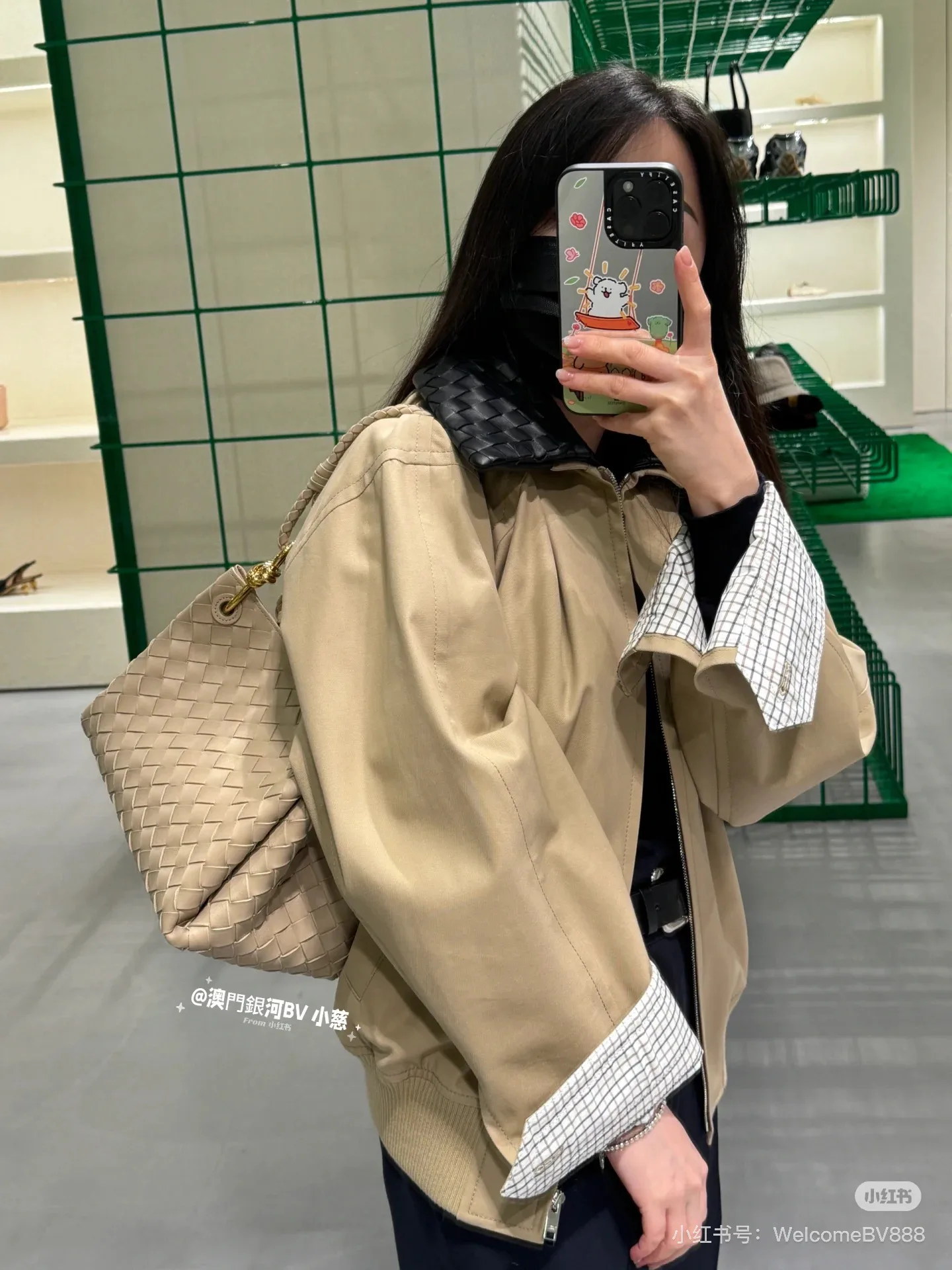 Куртки И Пуховики Женские Bottega Veneta 18501593