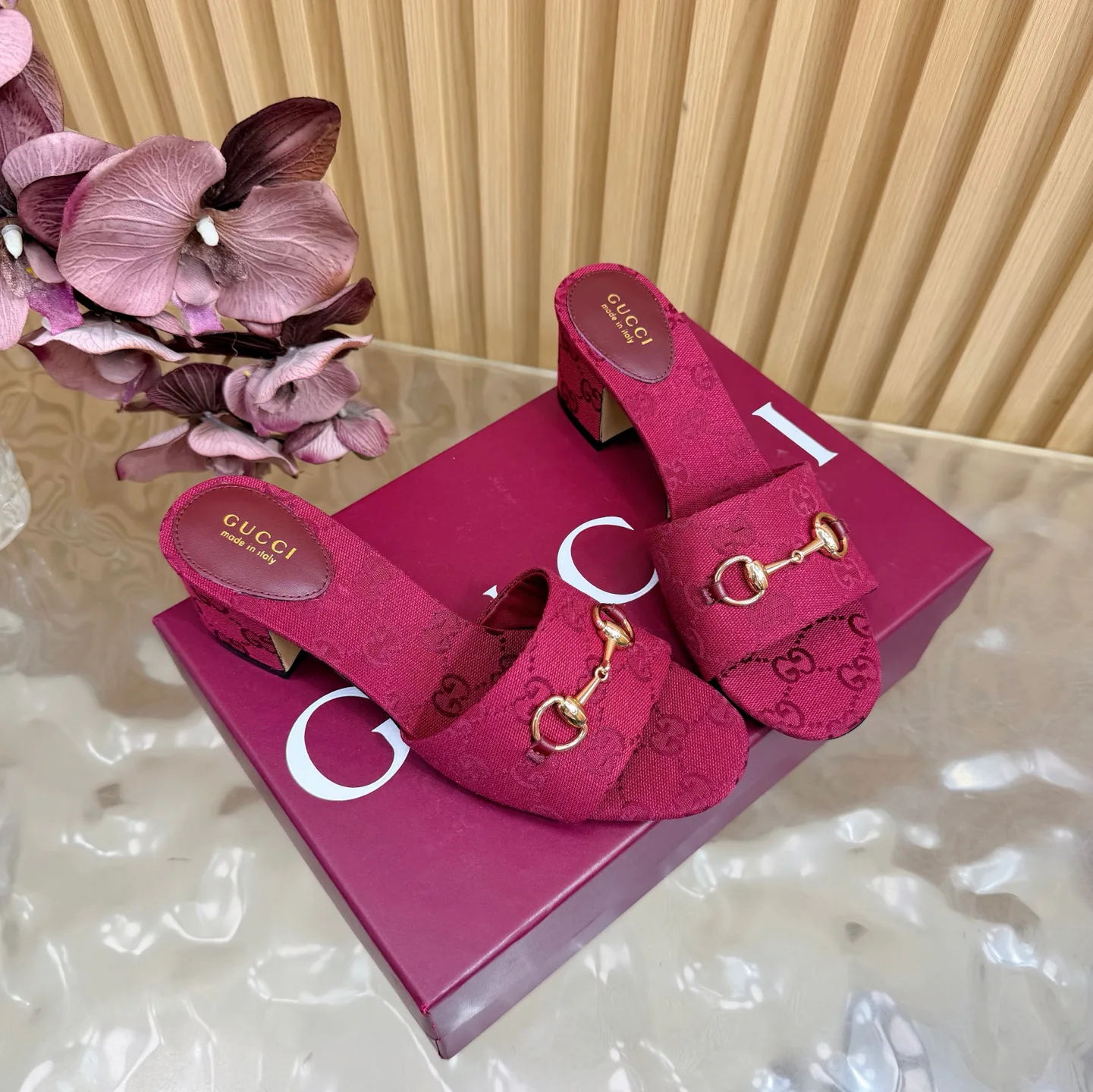Босоножки Женские Gucci 11668760