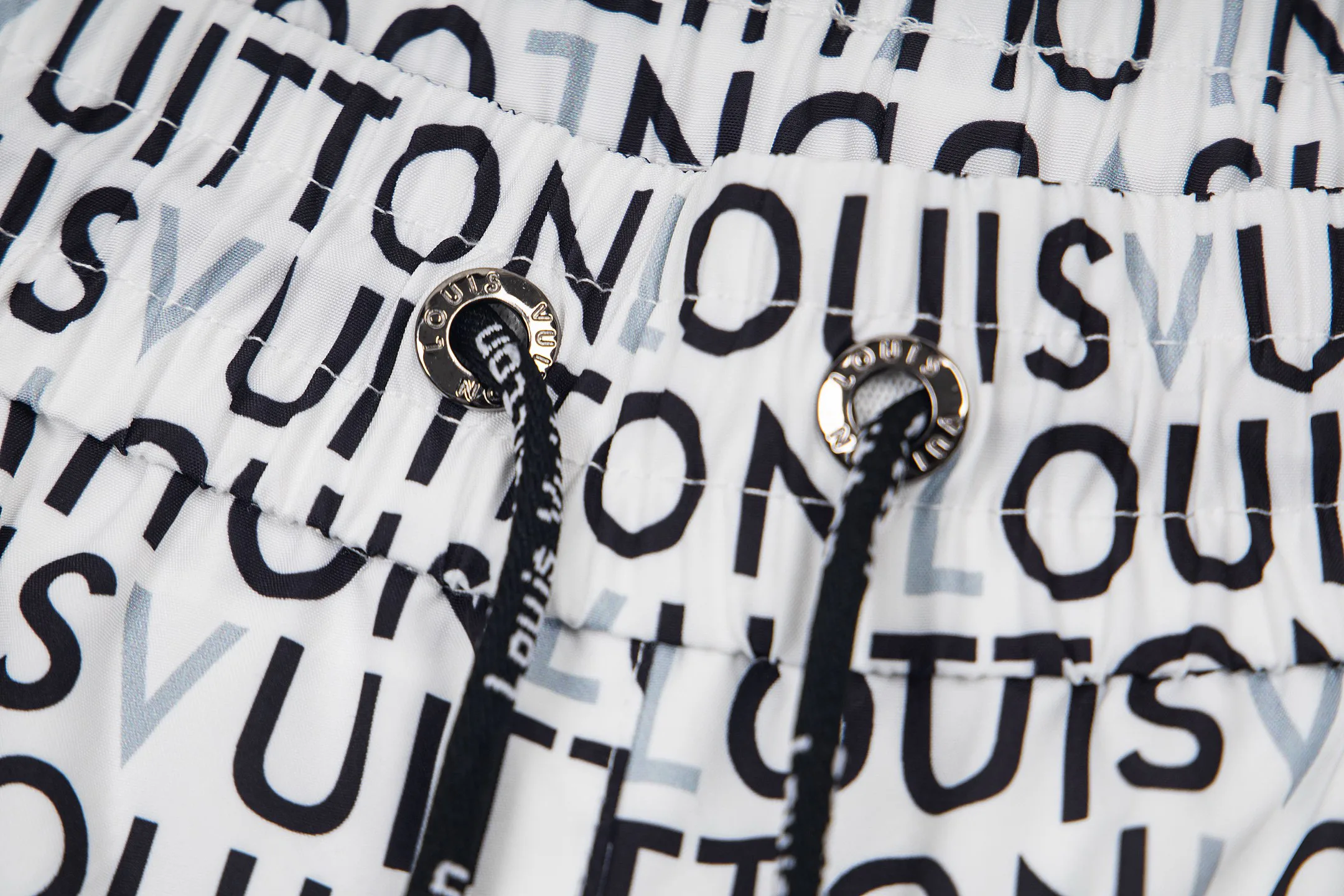 Шорты Мужские Louis Vuitton 11528475