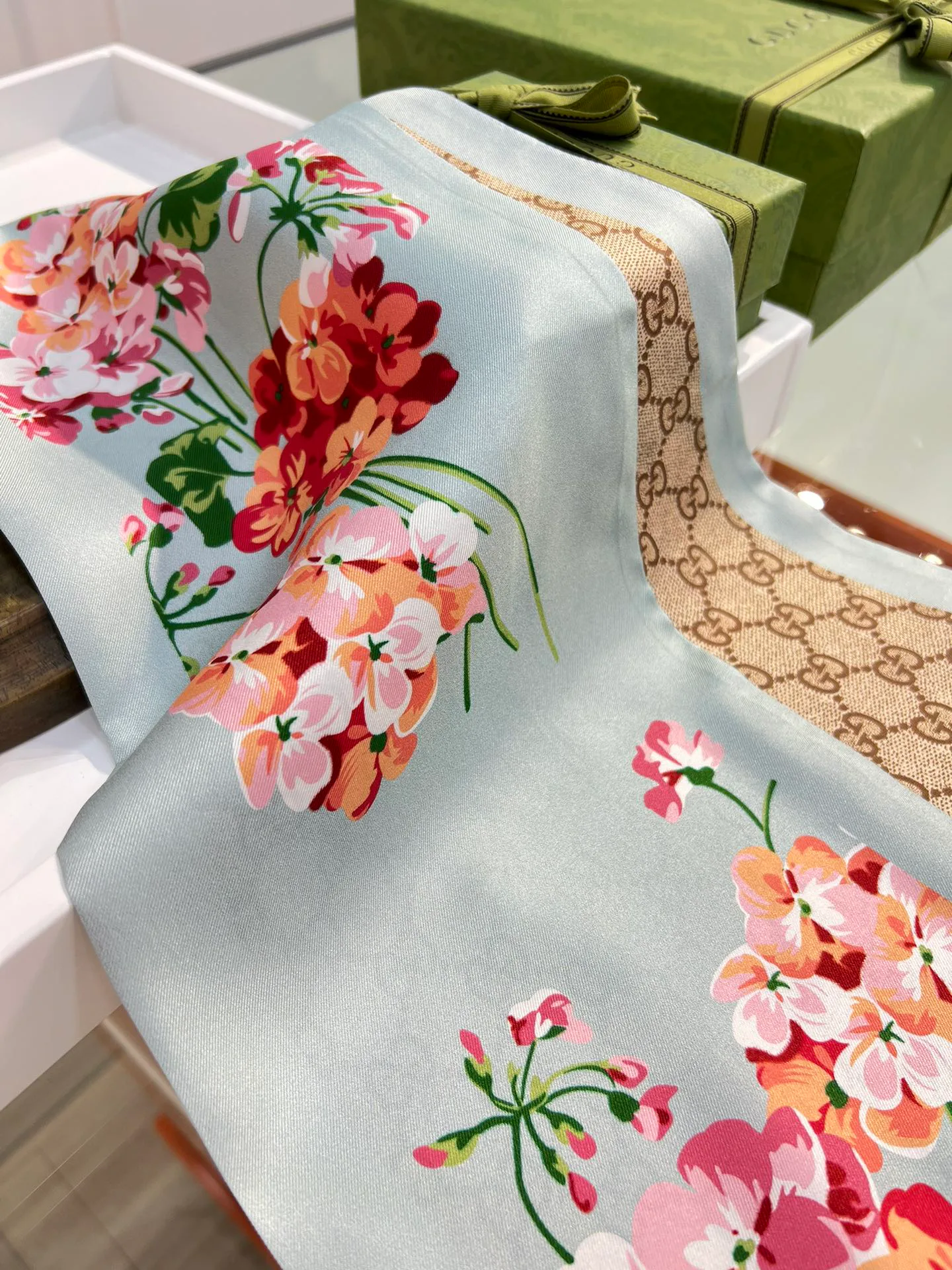 Платки Gucci 11527443