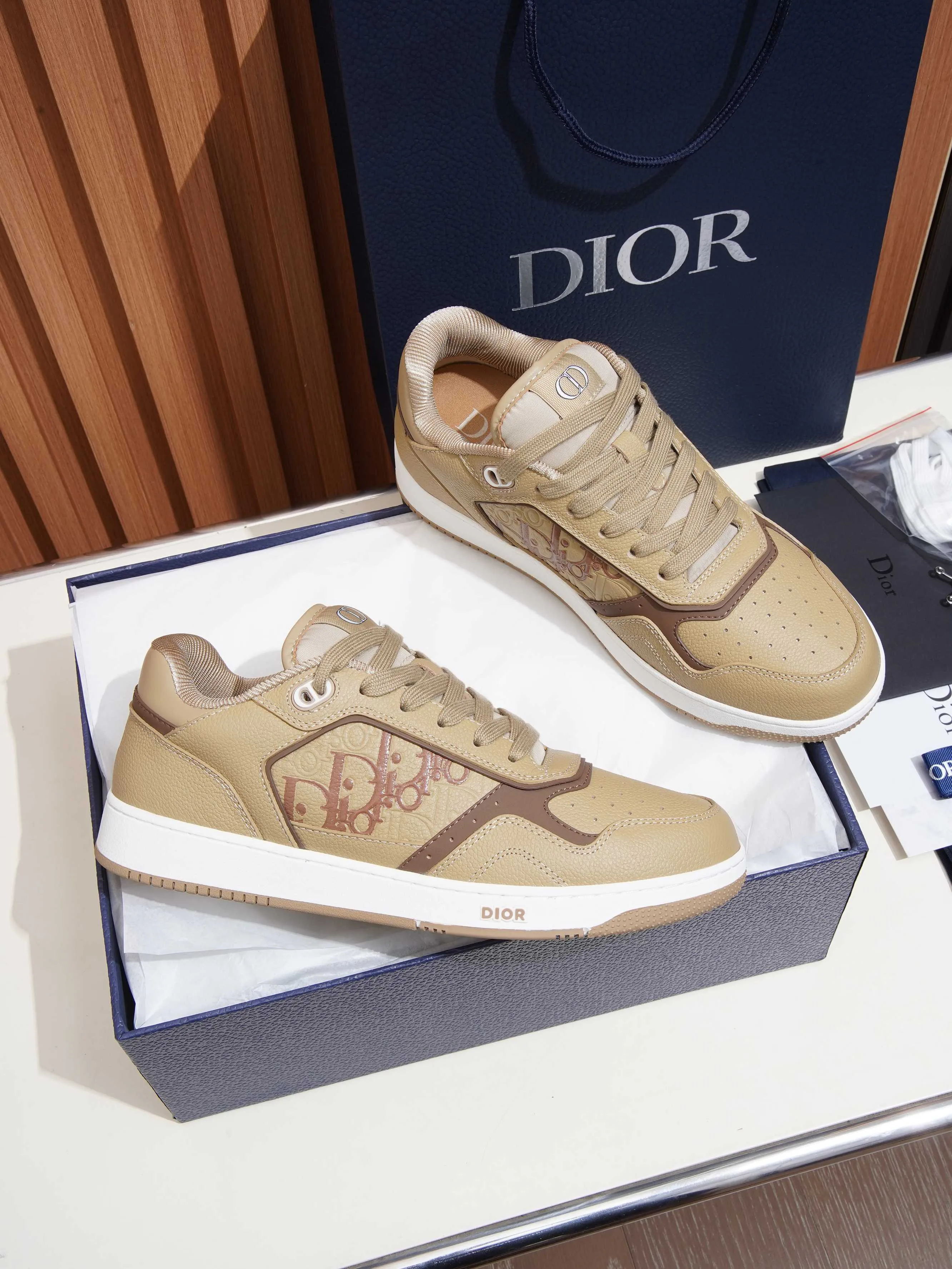 Кроссовки Женские Christian Dior 18781788