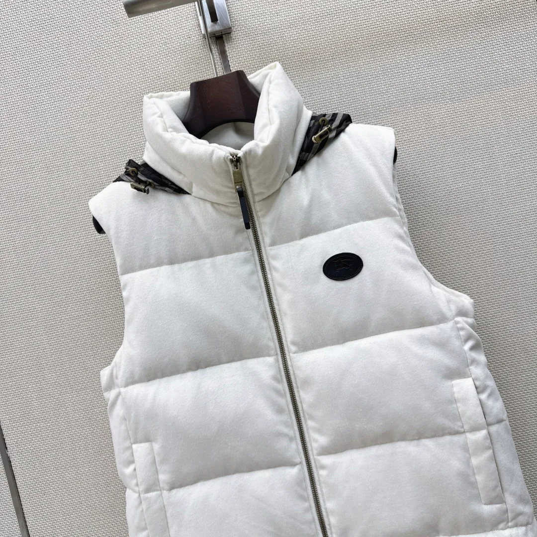 Жилеты Женские Burberry 18023673