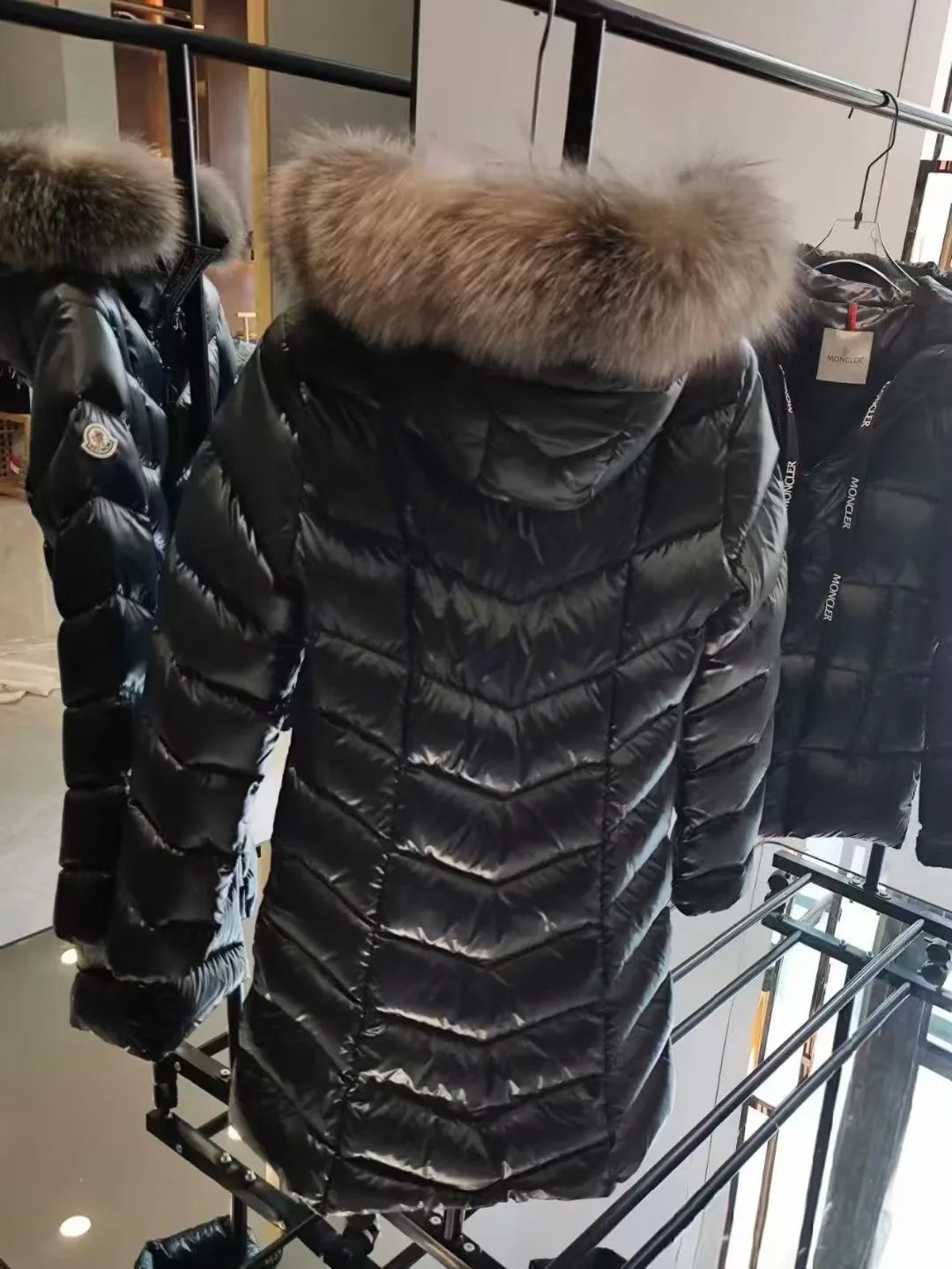 Куртки И Пуховики Женские Moncler 18240678