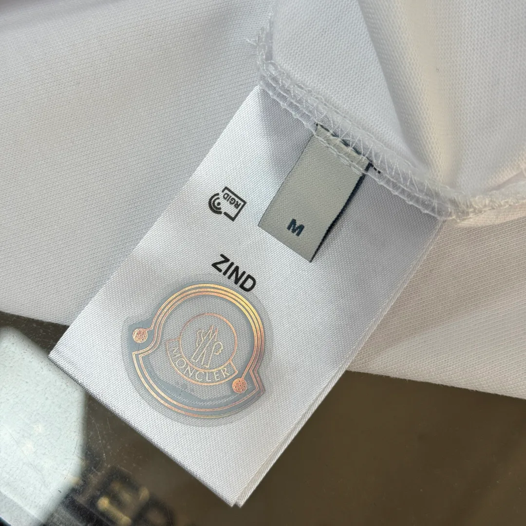 Футболки Женские Moncler 10201132