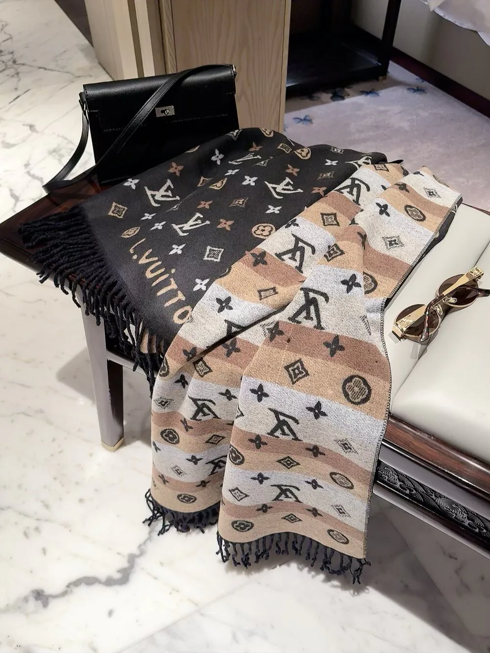 Шарфы Louis Vuitton 18002812