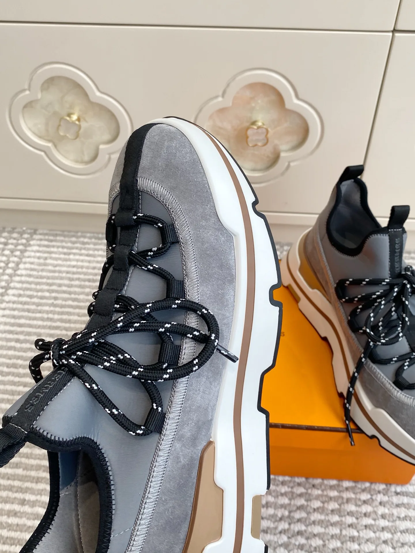 Кроссовки Мужские Hermes 17527389