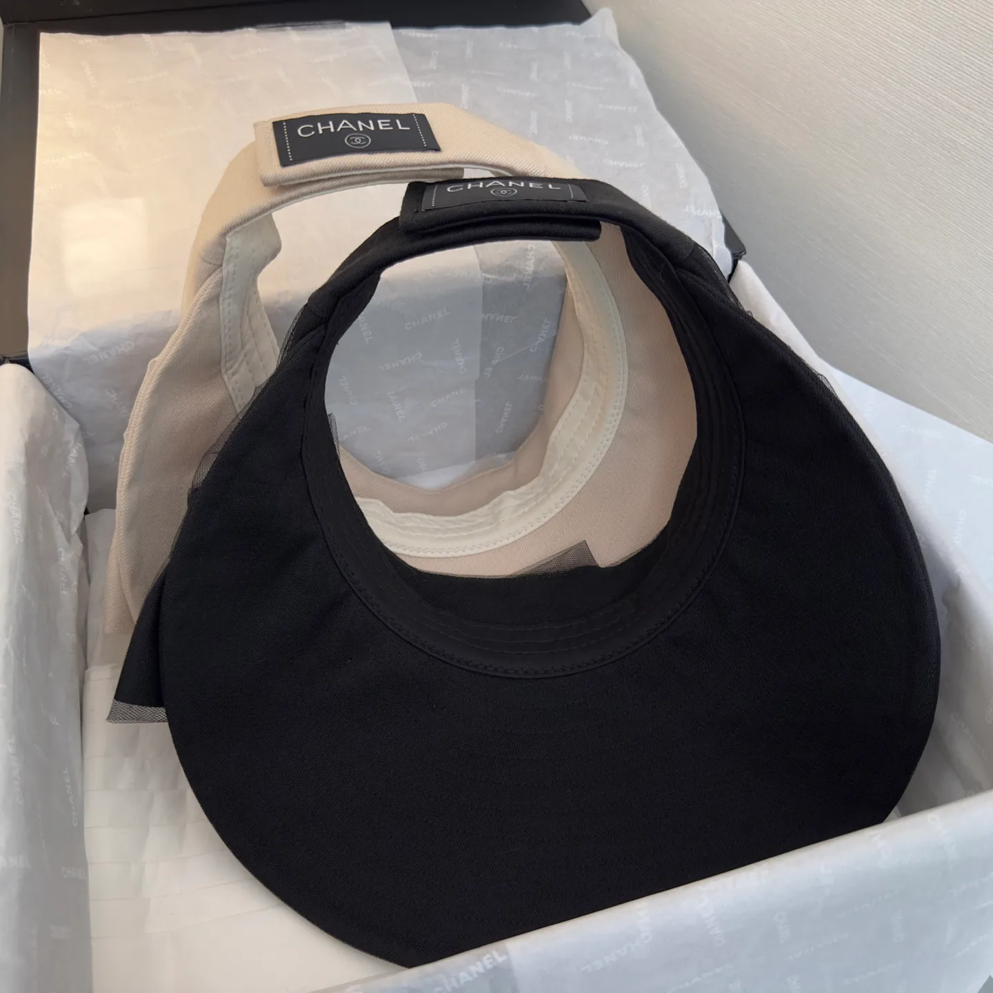 Головные Уборы Chanel 17502531