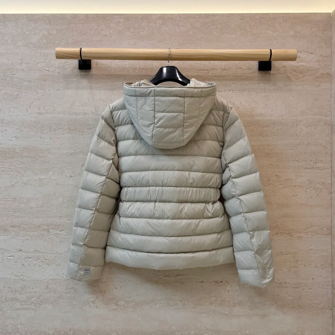 Куртки И Пуховики Женские Max Mara 18226362